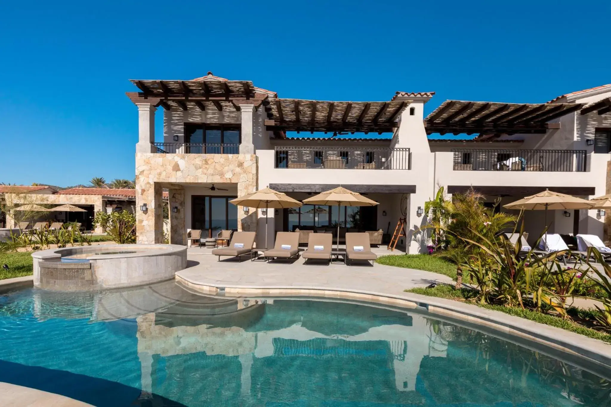 Three Bedroom Premier Residence in Live Aqua Private Residences Los Cabos Three Bedroom Premier Residence in Live Aqua Private Residences Los Cabos