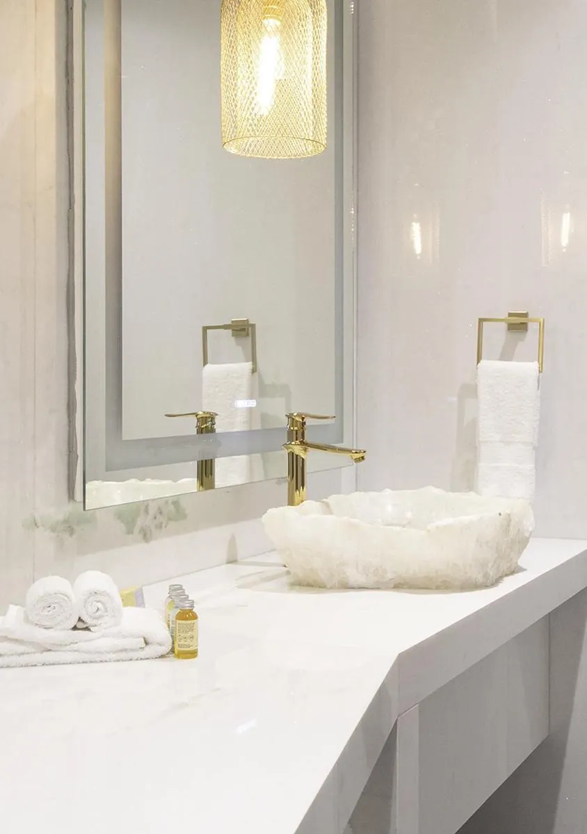 Bed in L Hotel Perla Boutique