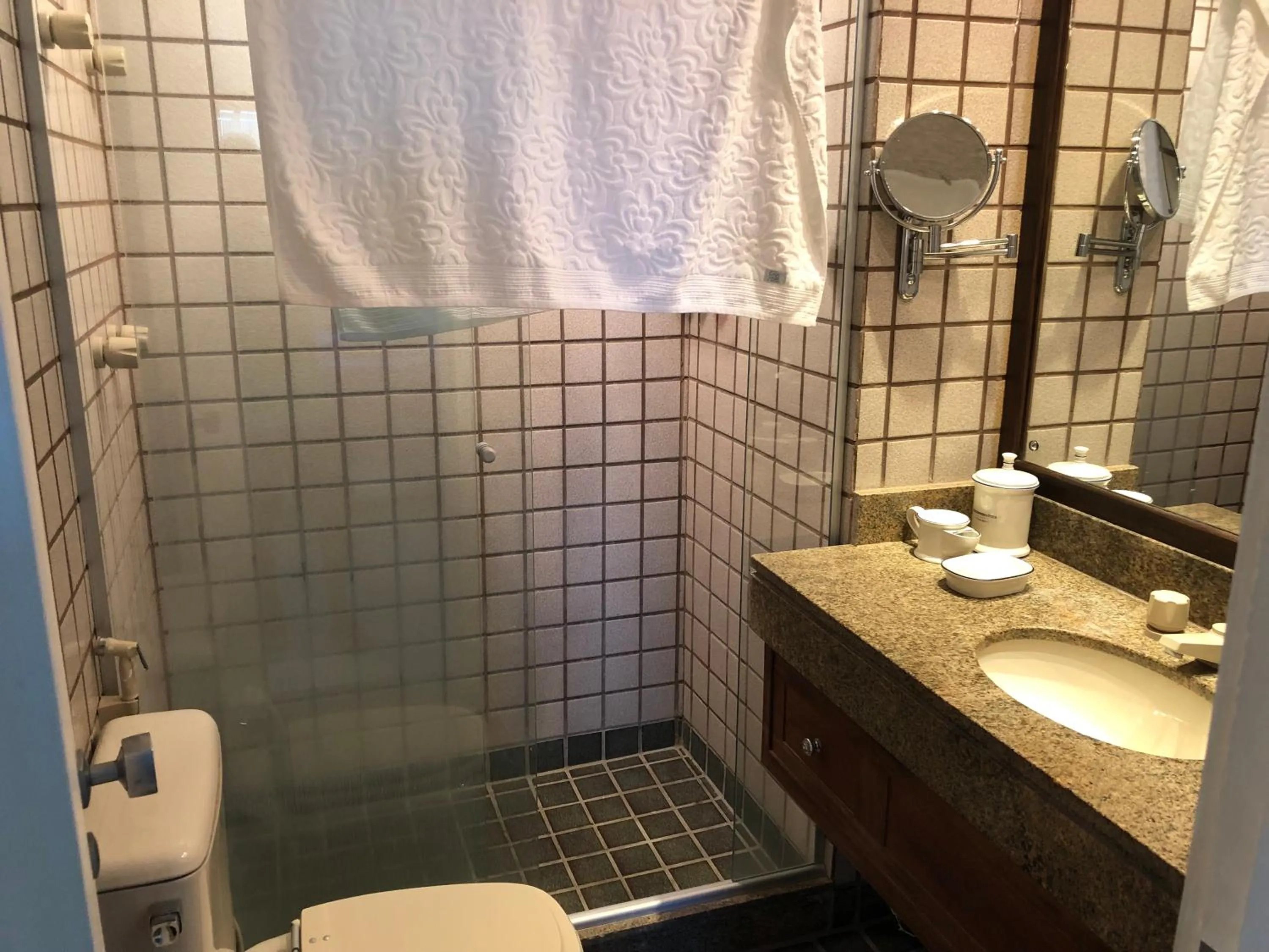 Apartamento no Porto Real Resort com vista para o mar