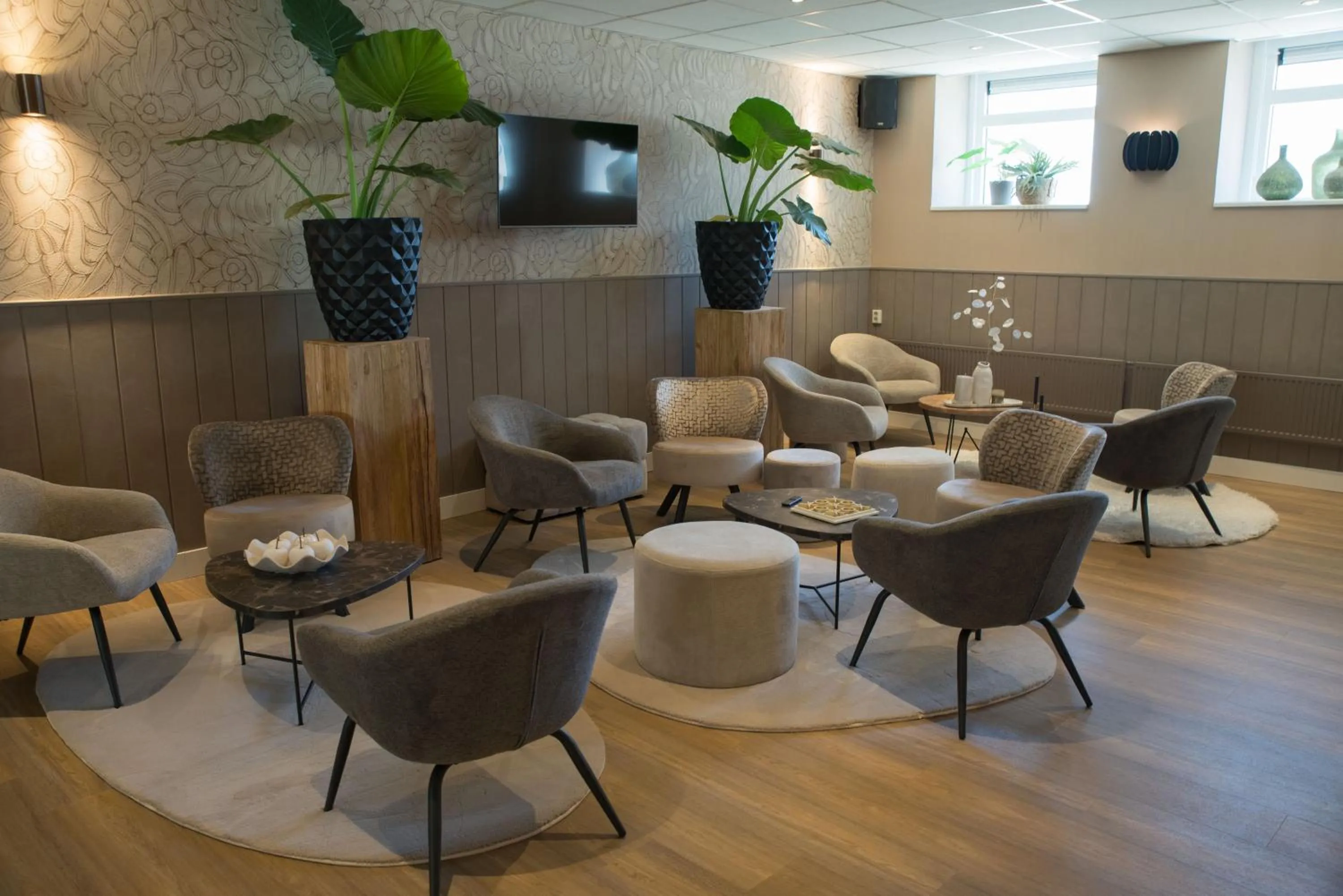 Communal lounge/ TV room in The BLOOM