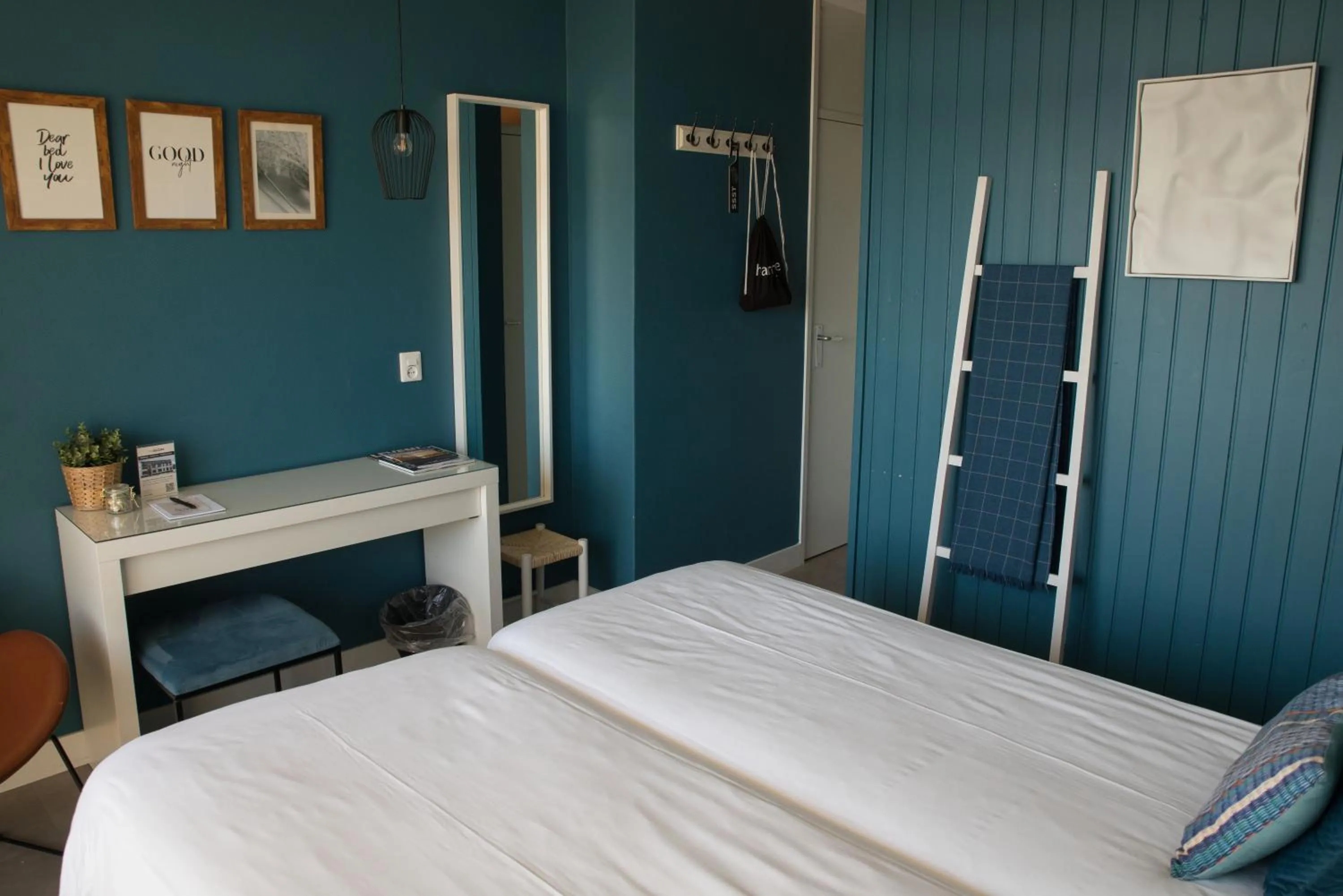 Bedroom, Bed in The BLOOM