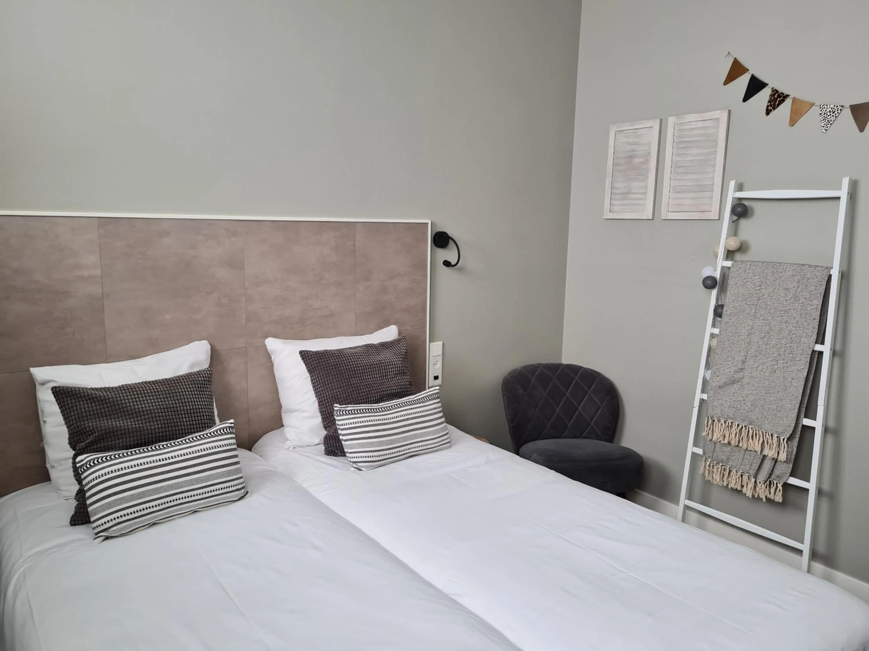 Bedroom, Bed in The BLOOM