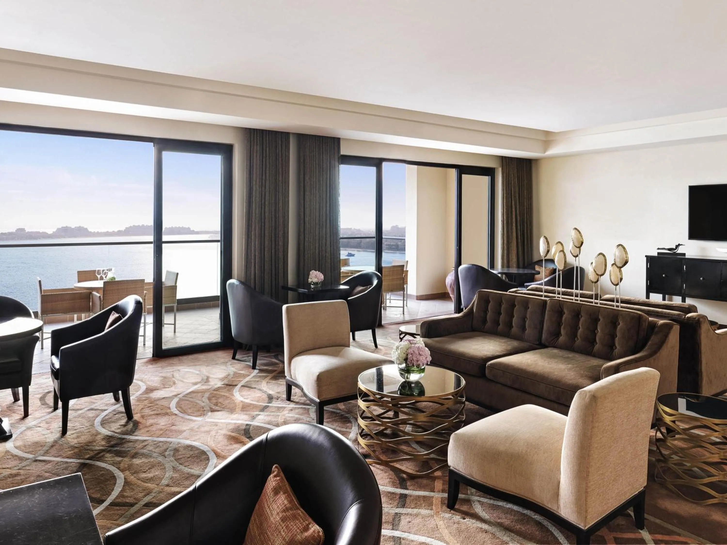 Bedroom in Fairmont The Palm