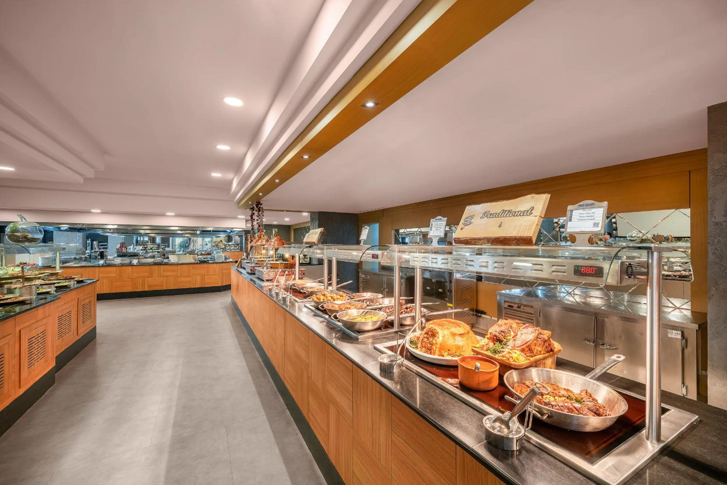 Restaurant/places to eat in Pine Beach Belek