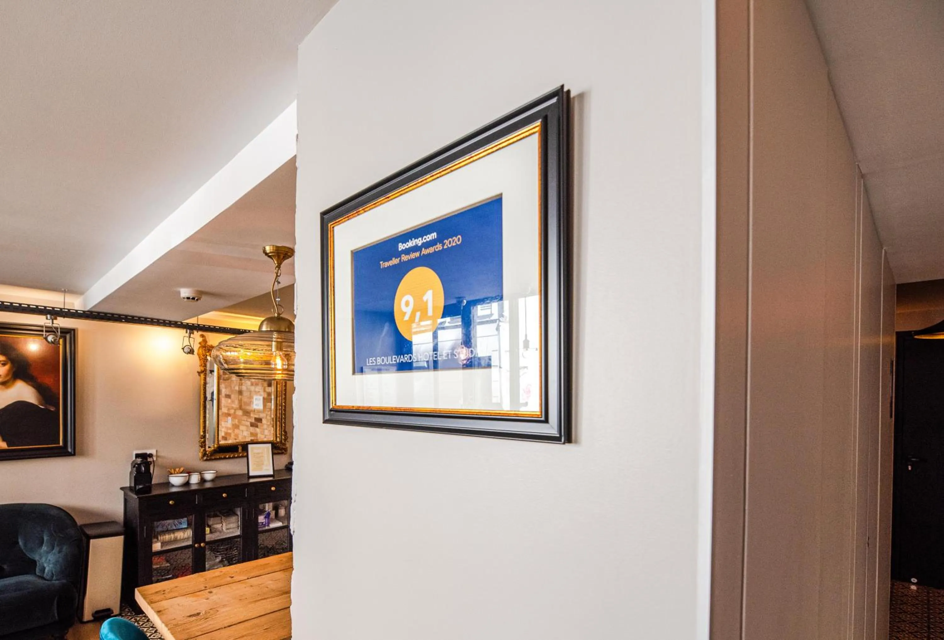 Other in Residence Les Boulevards