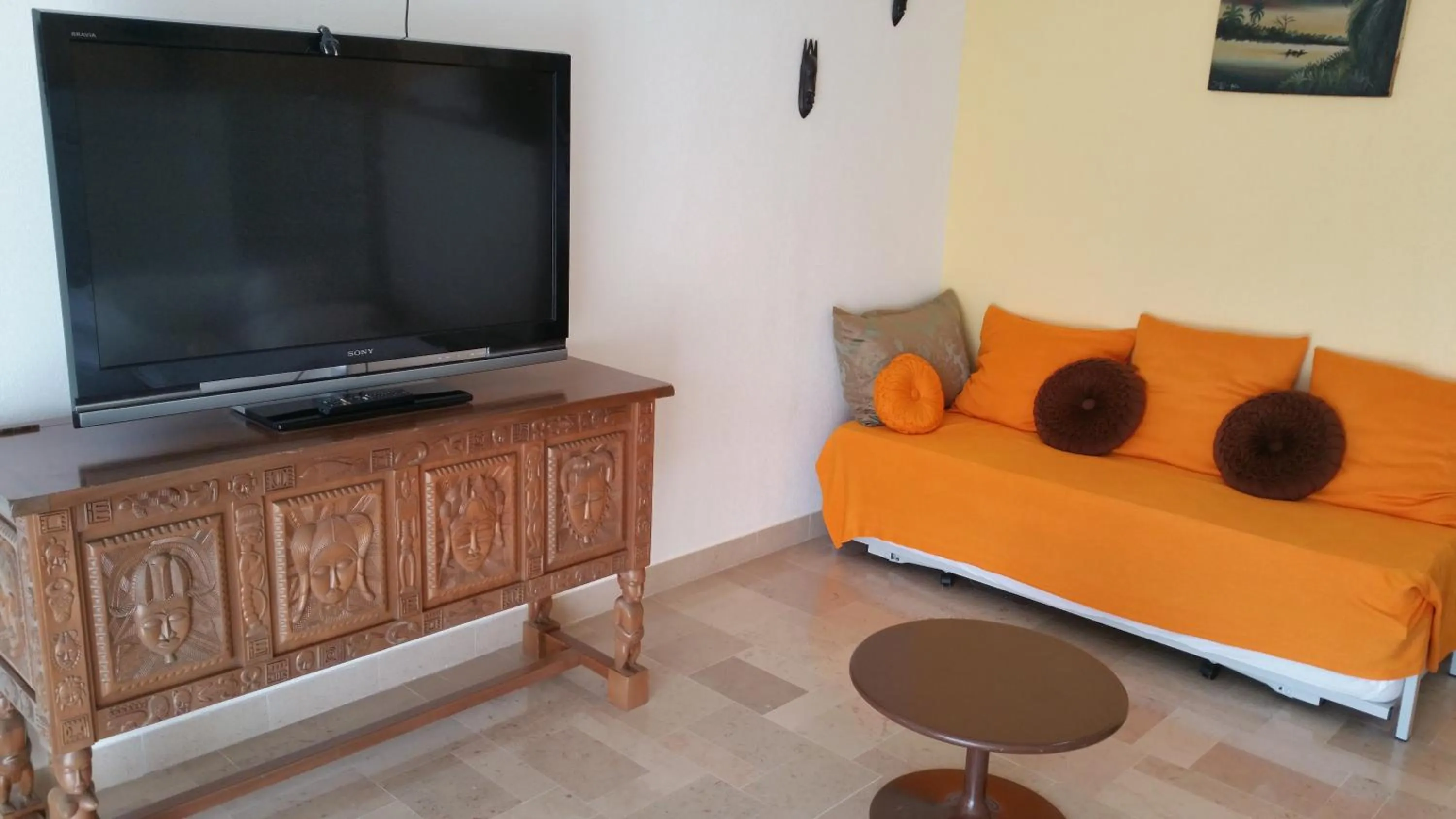 TV and multimedia in Chambres d'hôtes et gîtes Al Pati