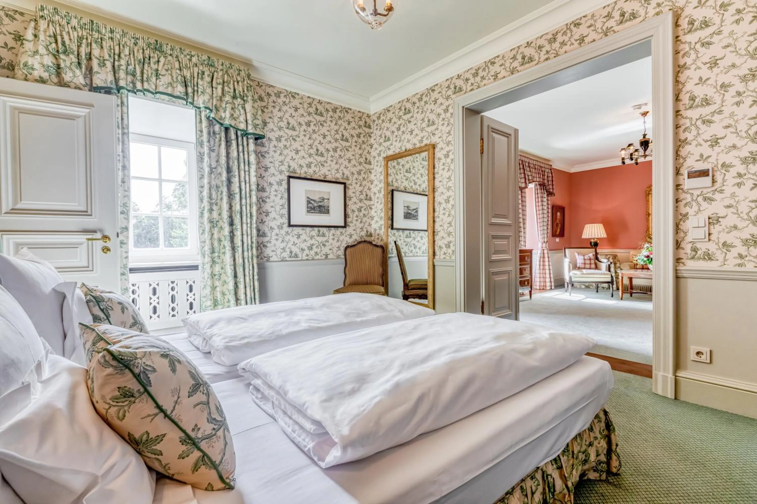 Bedroom, Bed in Wald & Schlosshotel Friedrichsruhe