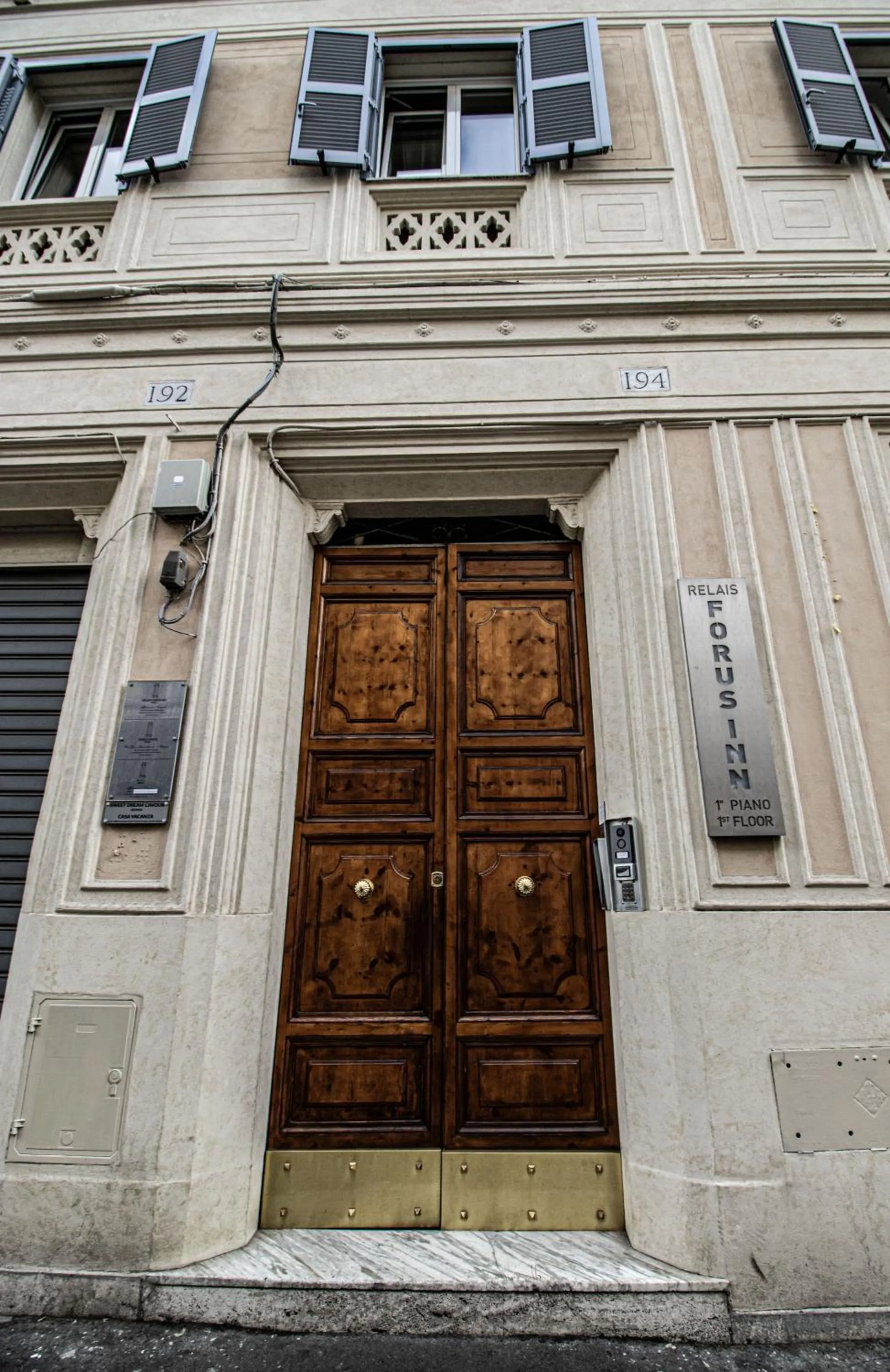 Property building in Relais Forus Inn