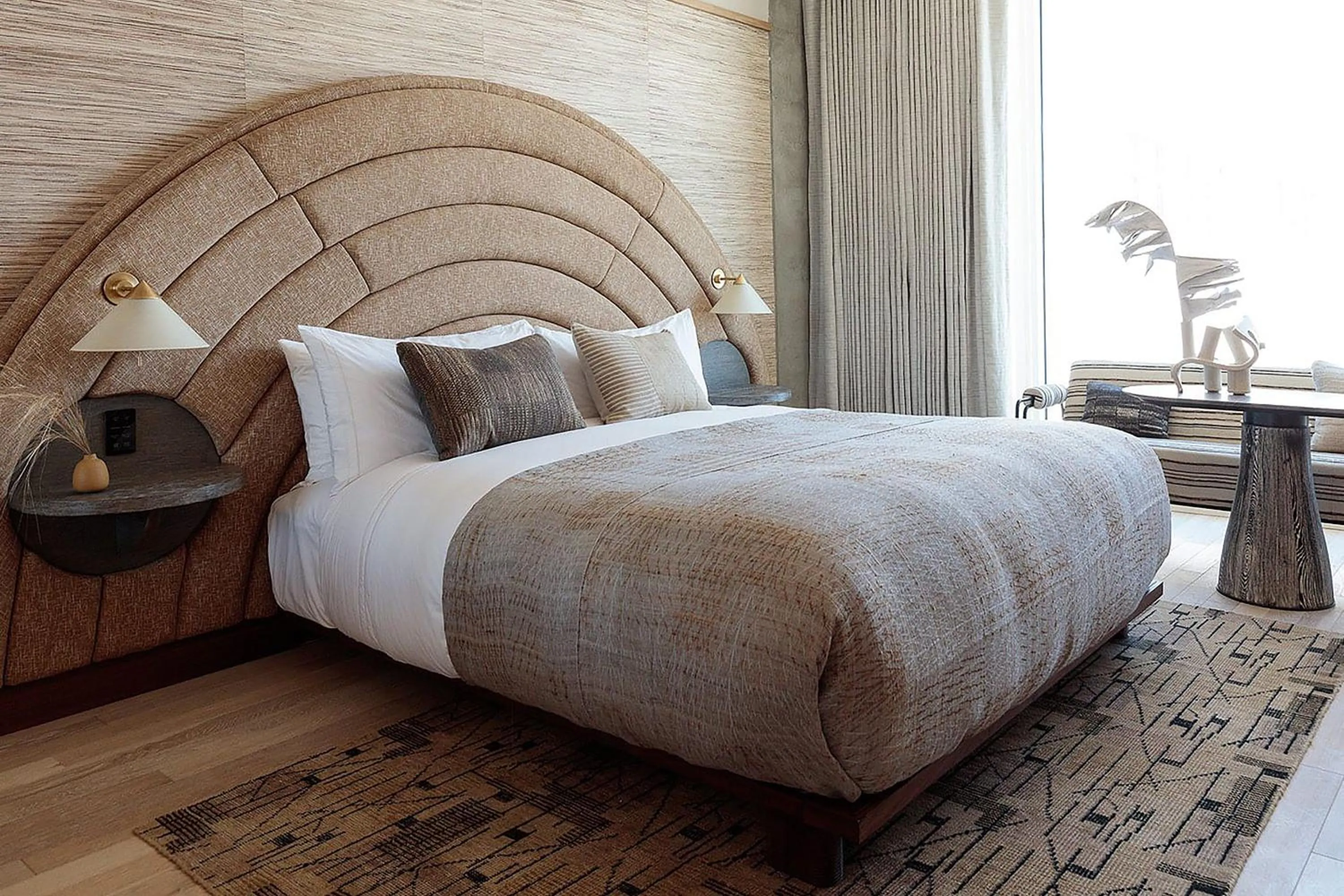 Photo of the whole room, Bed in Santa Monica Proper Hotel, a Member of Design Hotels