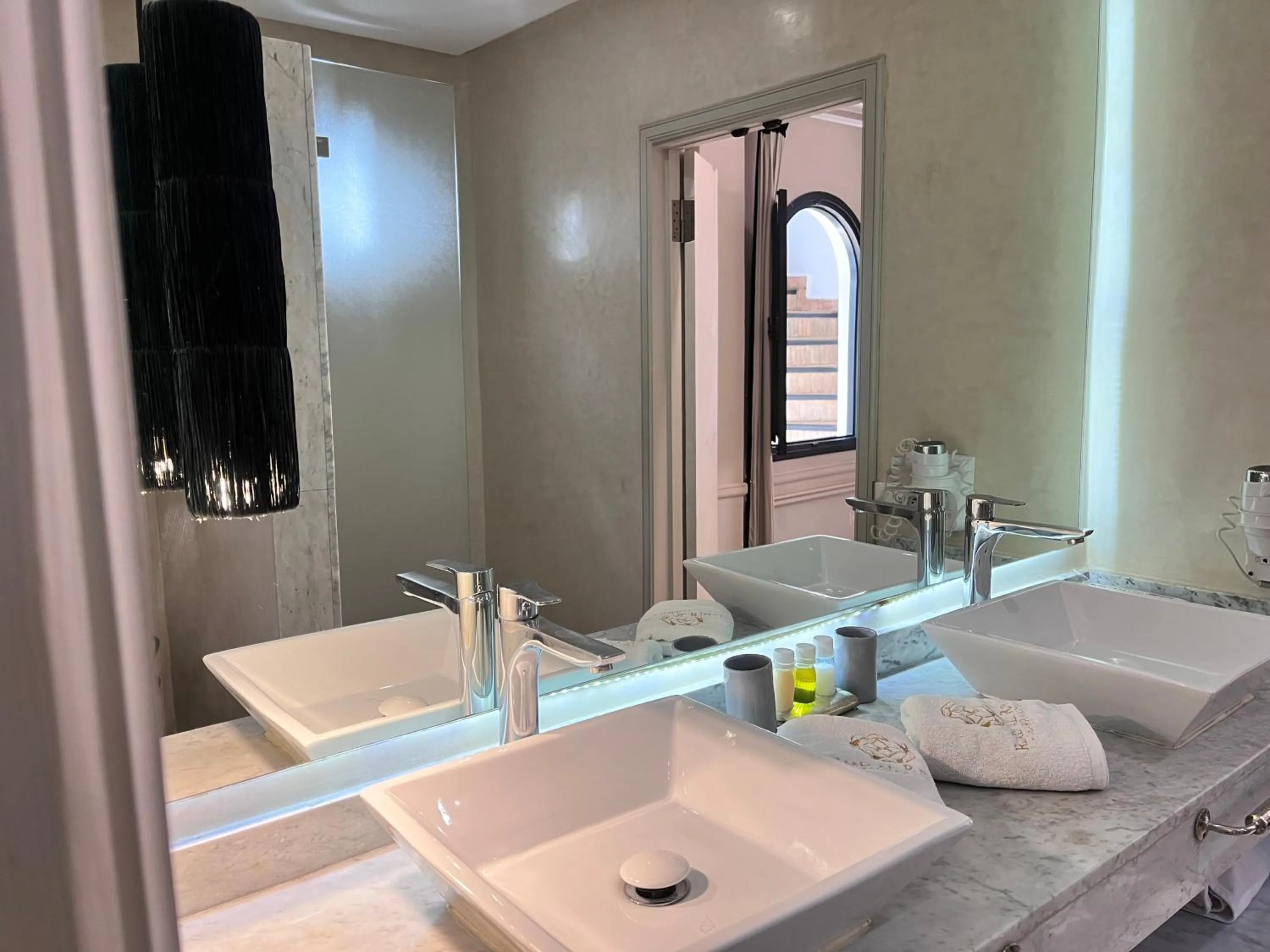 Bathroom in Riad Al Rimal & Spa