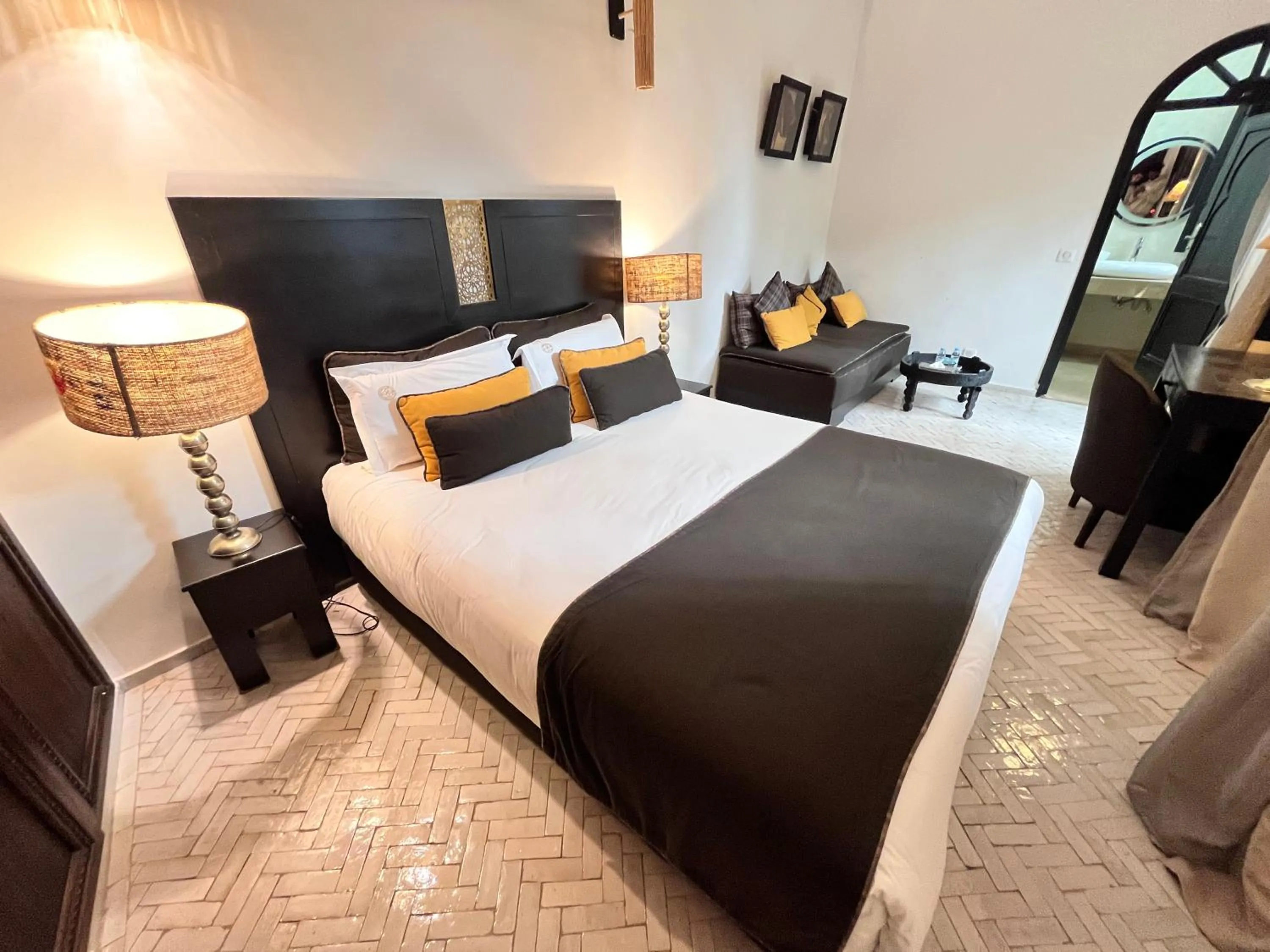 Bed in Riad Al Rimal & Spa