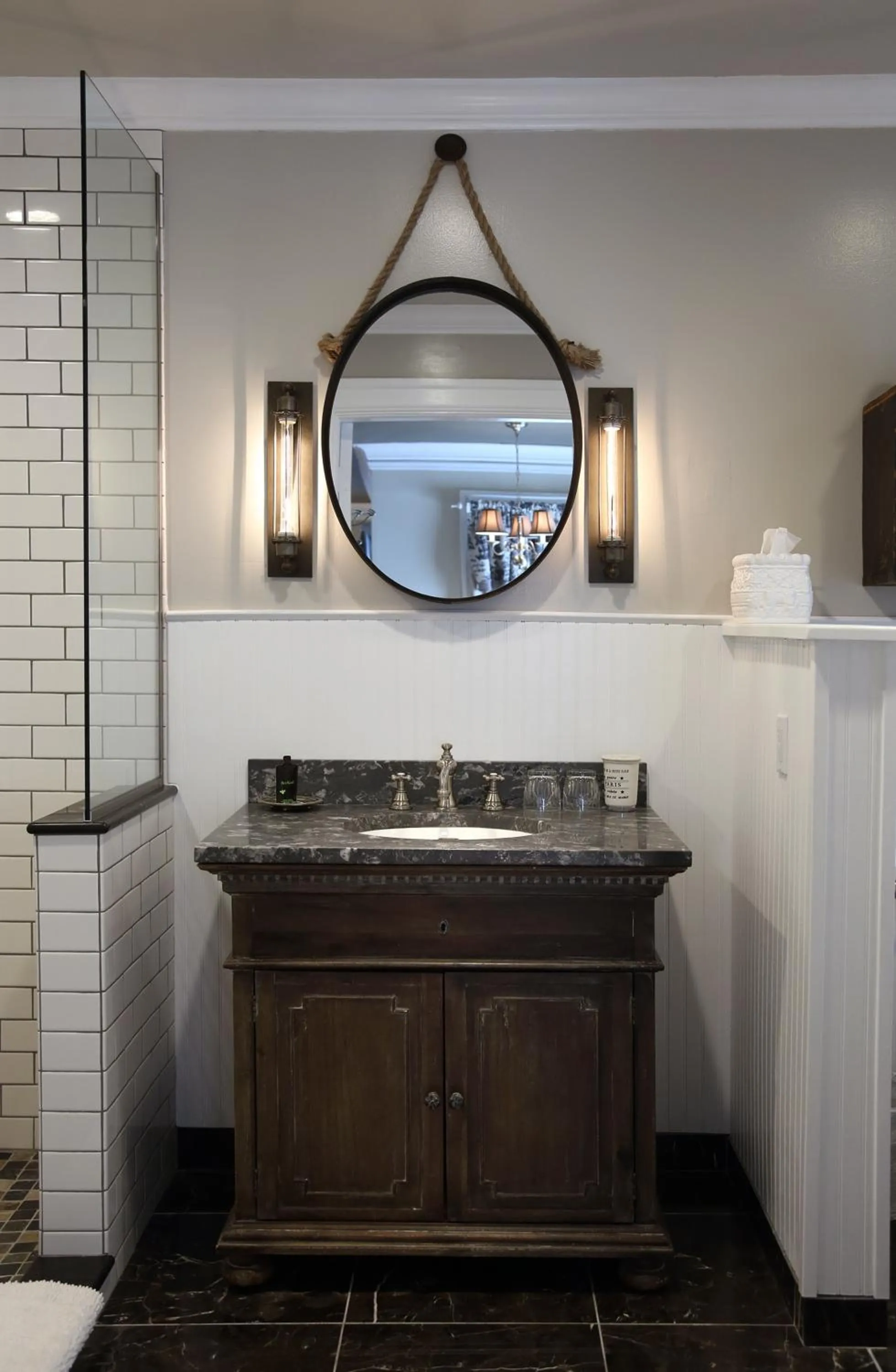 Bathroom in Lilac Inn