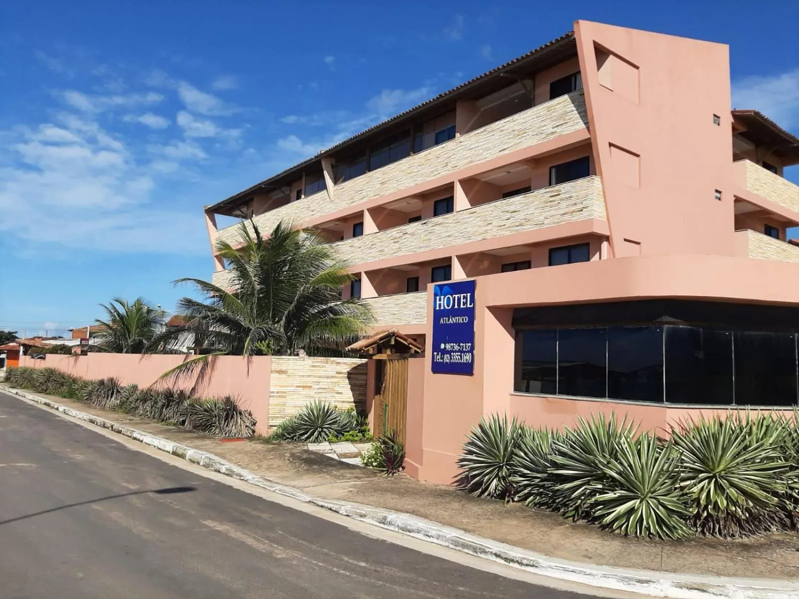 Facade/entrance in Atlântico Hotel Maceió