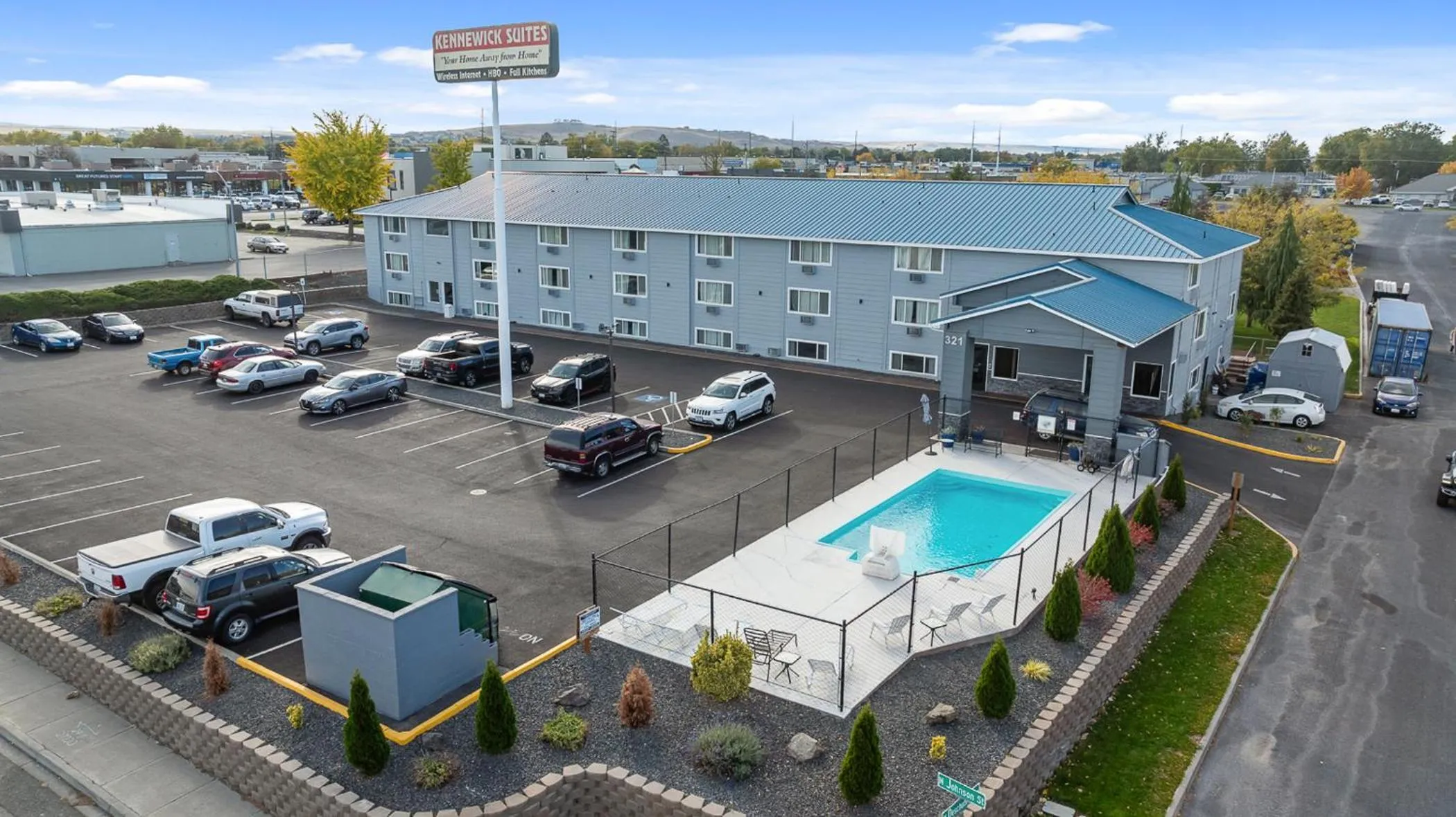 Property building in Kennewick Inn & Suites Tri Cities