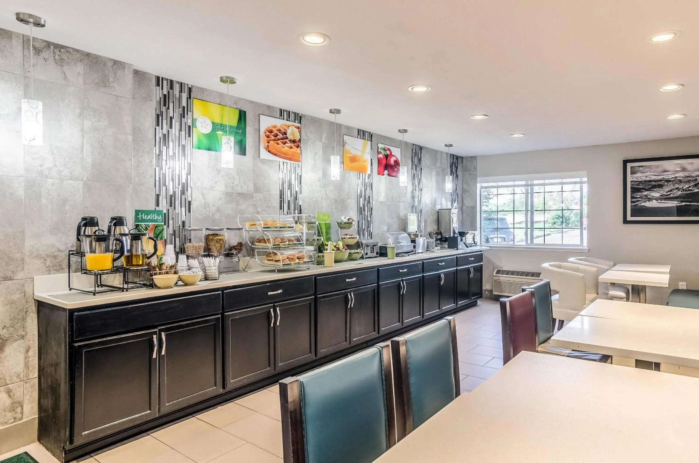 Breakfast in Quality Inn & Suites Westminster - Broomfield