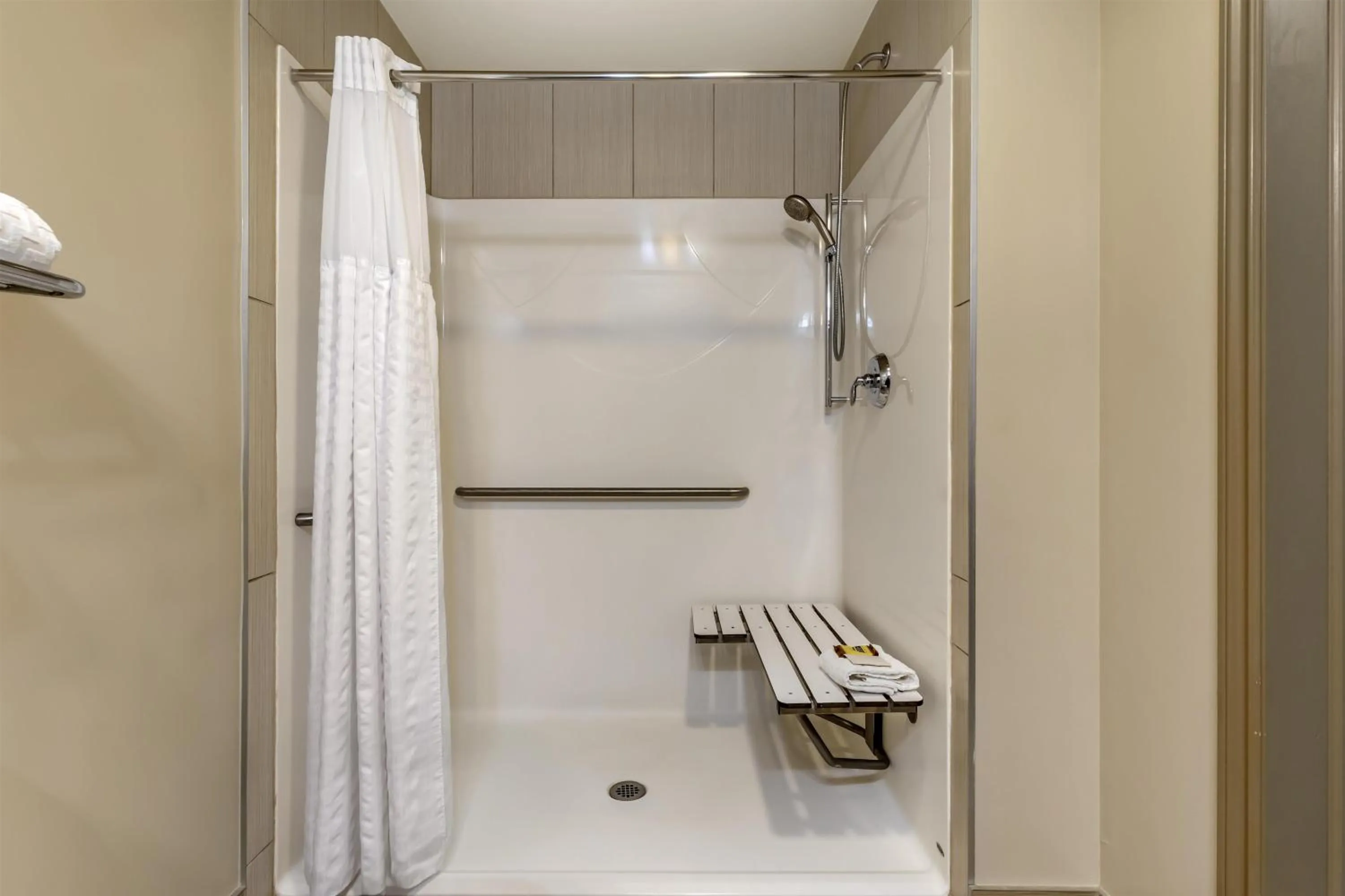 Bathroom in Best Western Plus Moose Jaw