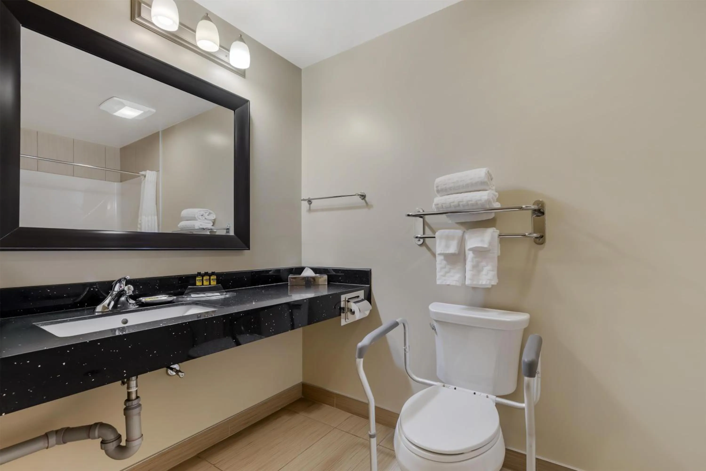 Bathroom in Best Western Plus Moose Jaw