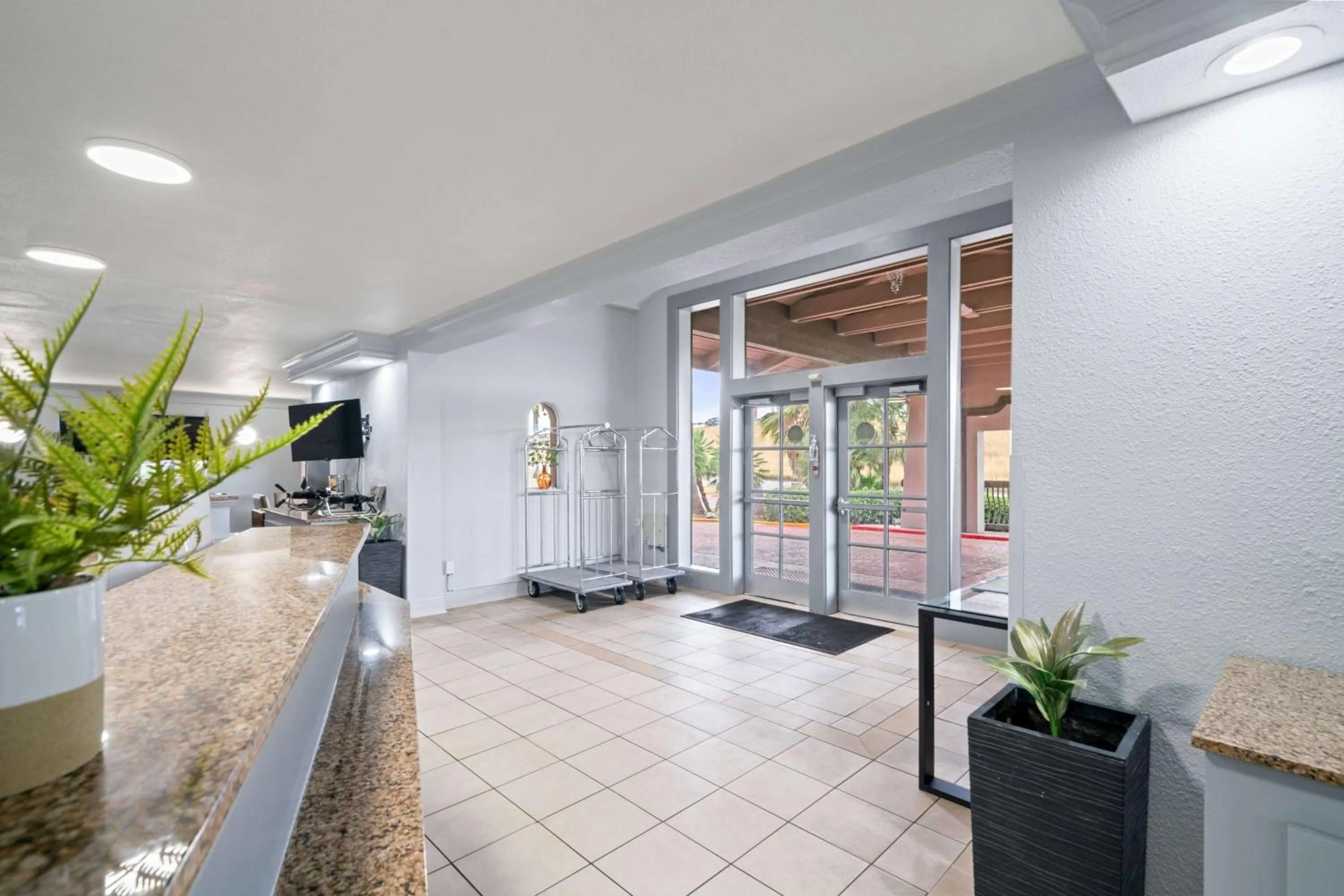 Lobby or reception in La Quinta Inn by Wyndham Corpus Christi North