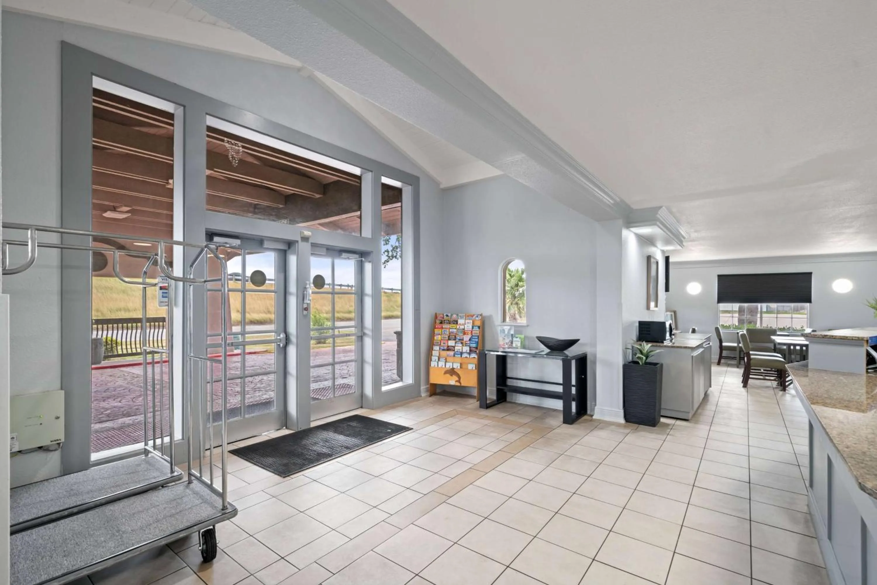 Lobby or reception in La Quinta Inn by Wyndham Corpus Christi North