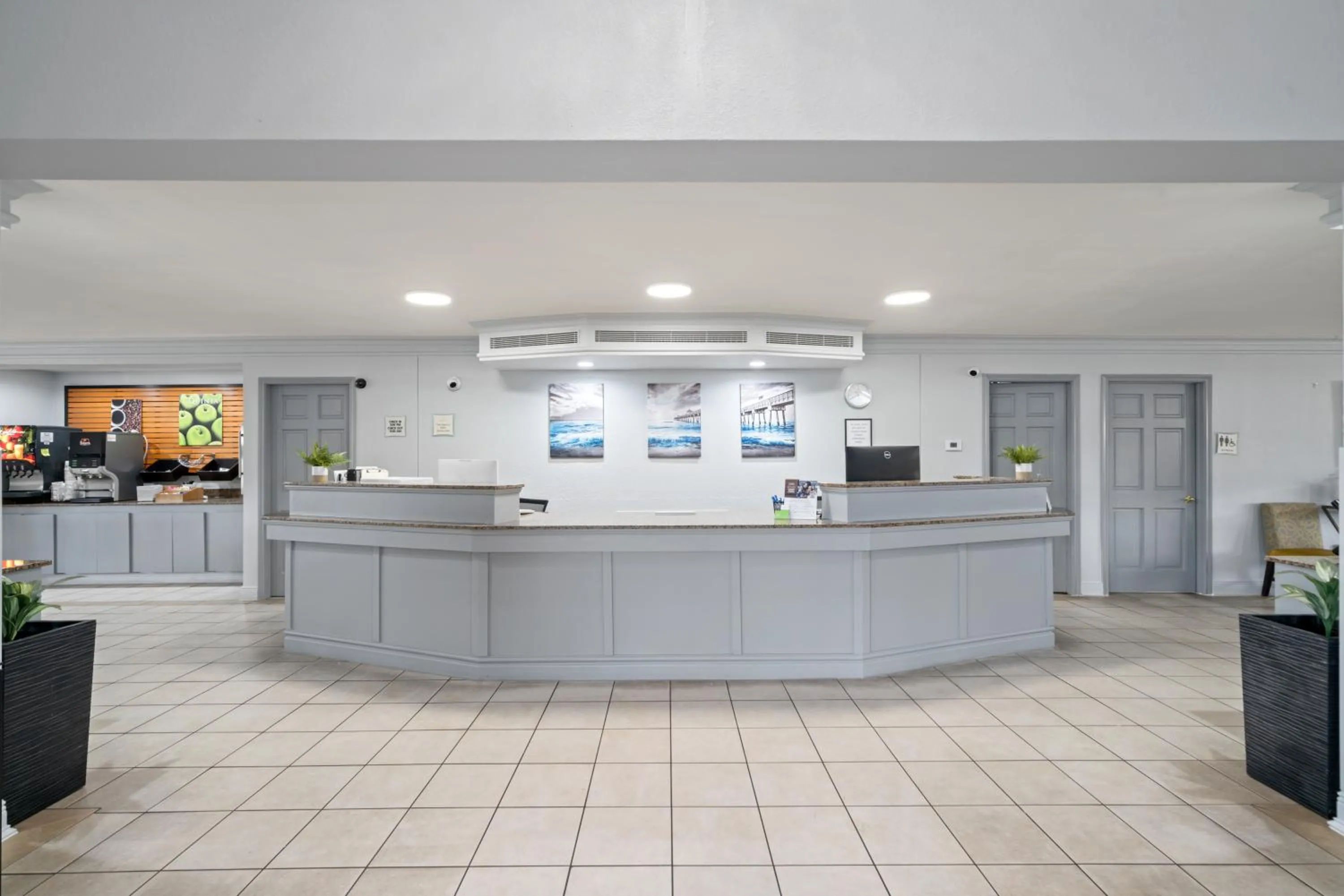 Lobby or reception in La Quinta Inn by Wyndham Corpus Christi North