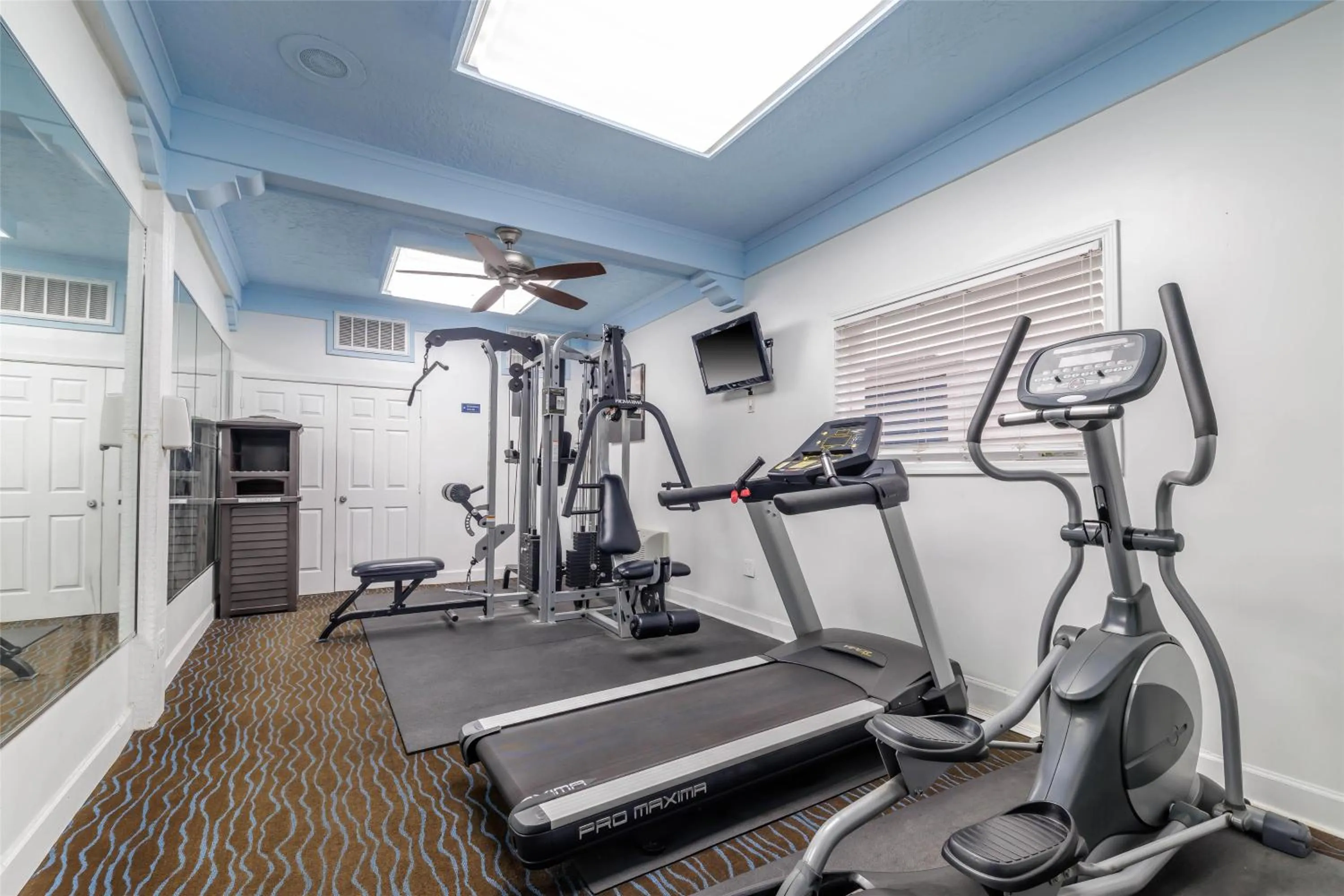 Fitness centre/facilities in Motel 6 Dallas TX Downtown