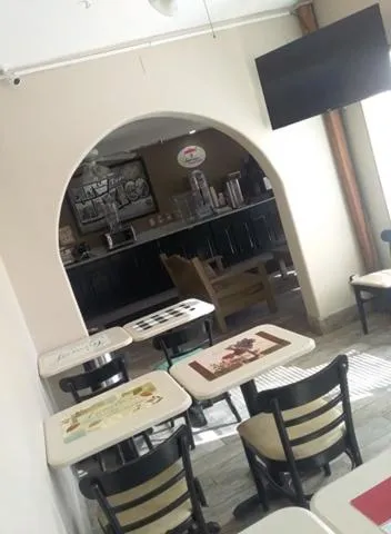 Dining area in Super 8 by Wyndham Taos