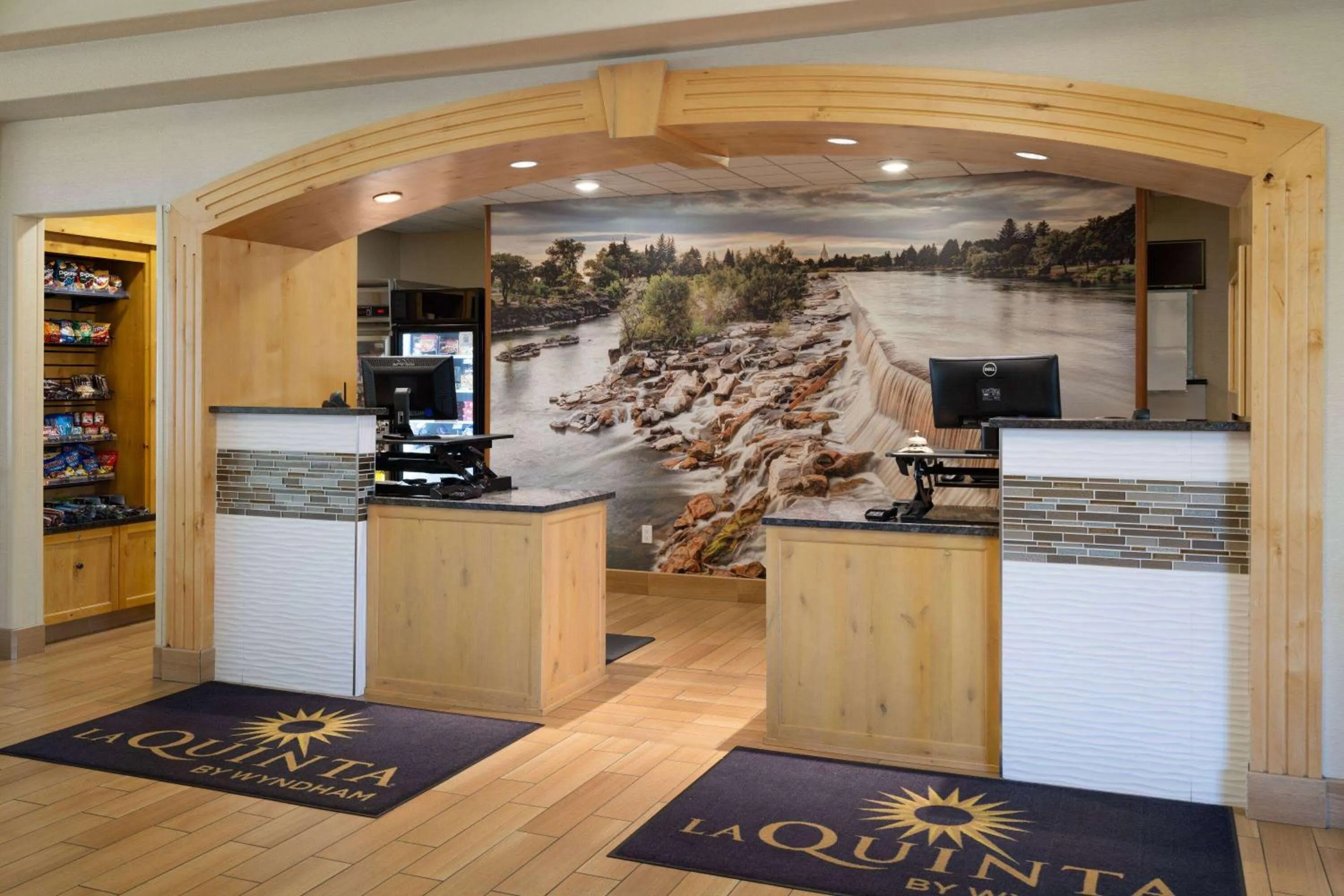 Lobby or reception in La Quinta by Wyndham Idaho Falls/Ammon