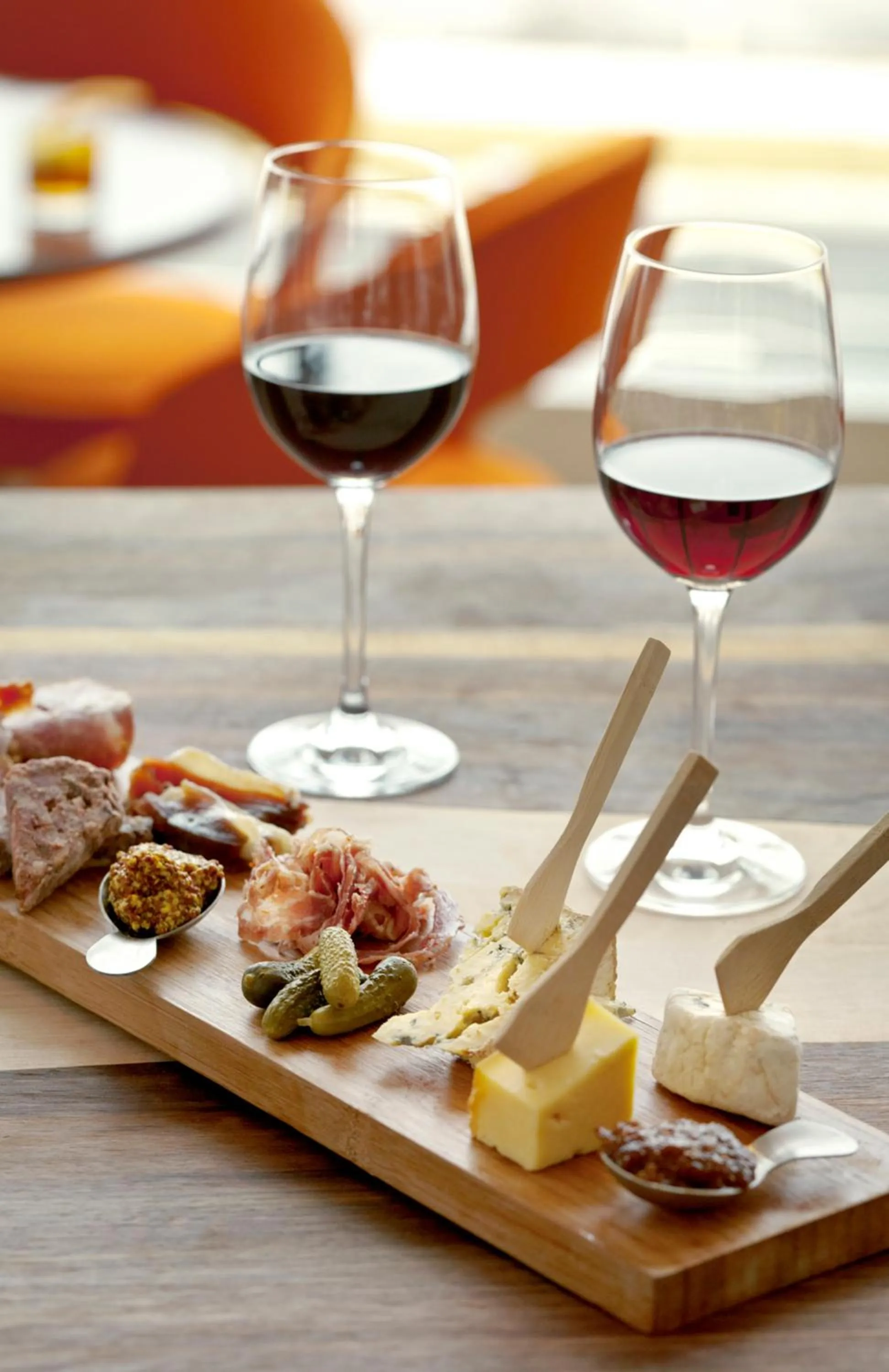 Food and drinks in The Alexander