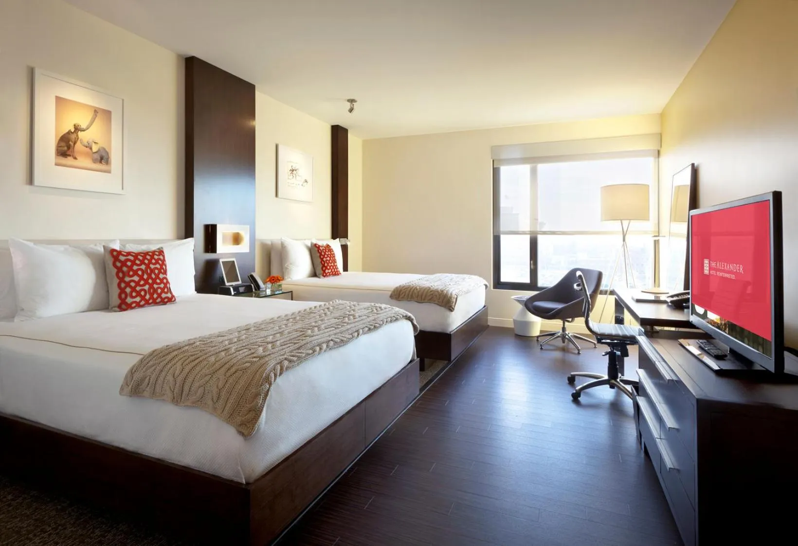 Bed in The Alexander