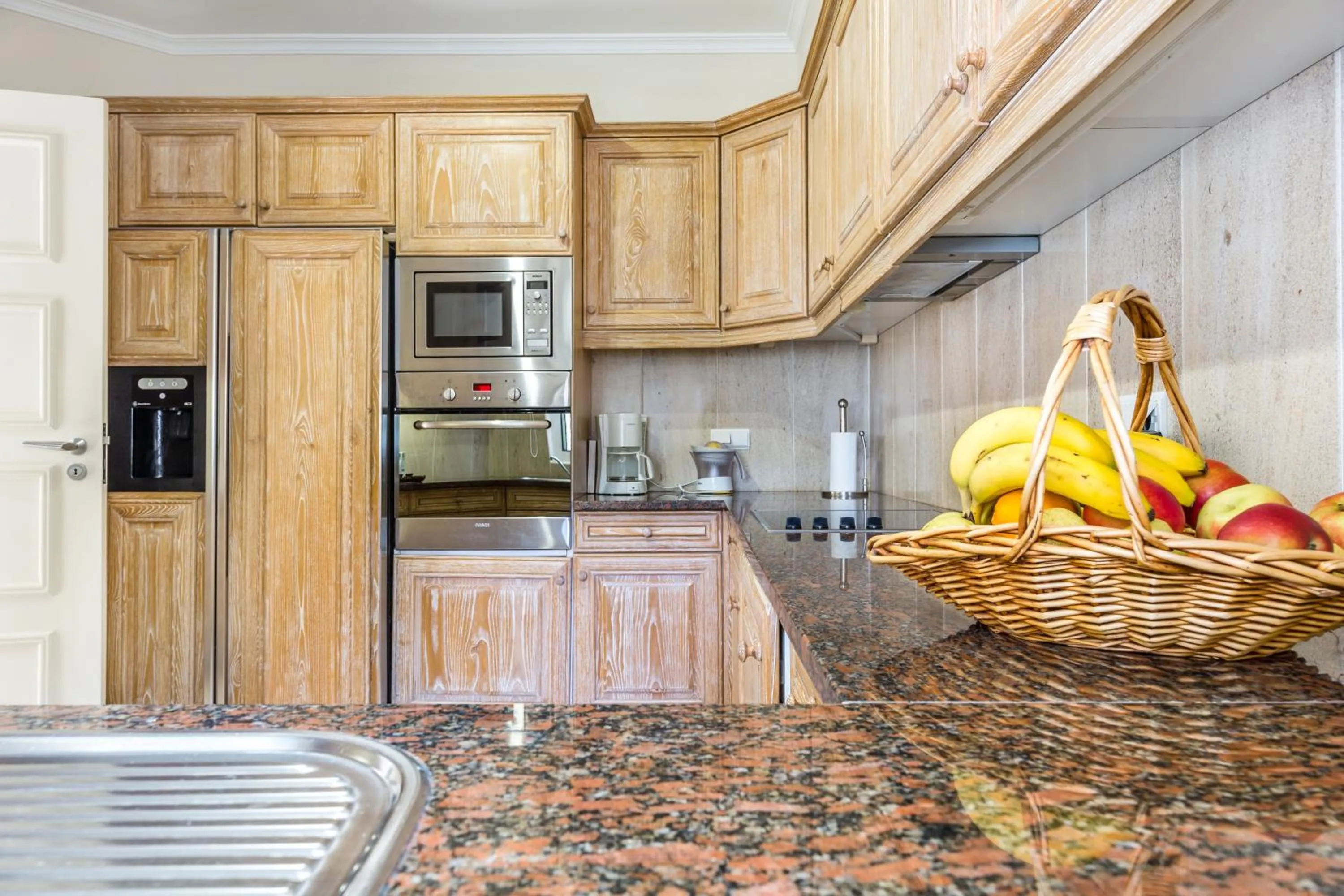Coffee/tea facilities in Encosta Do Lago Resort Club