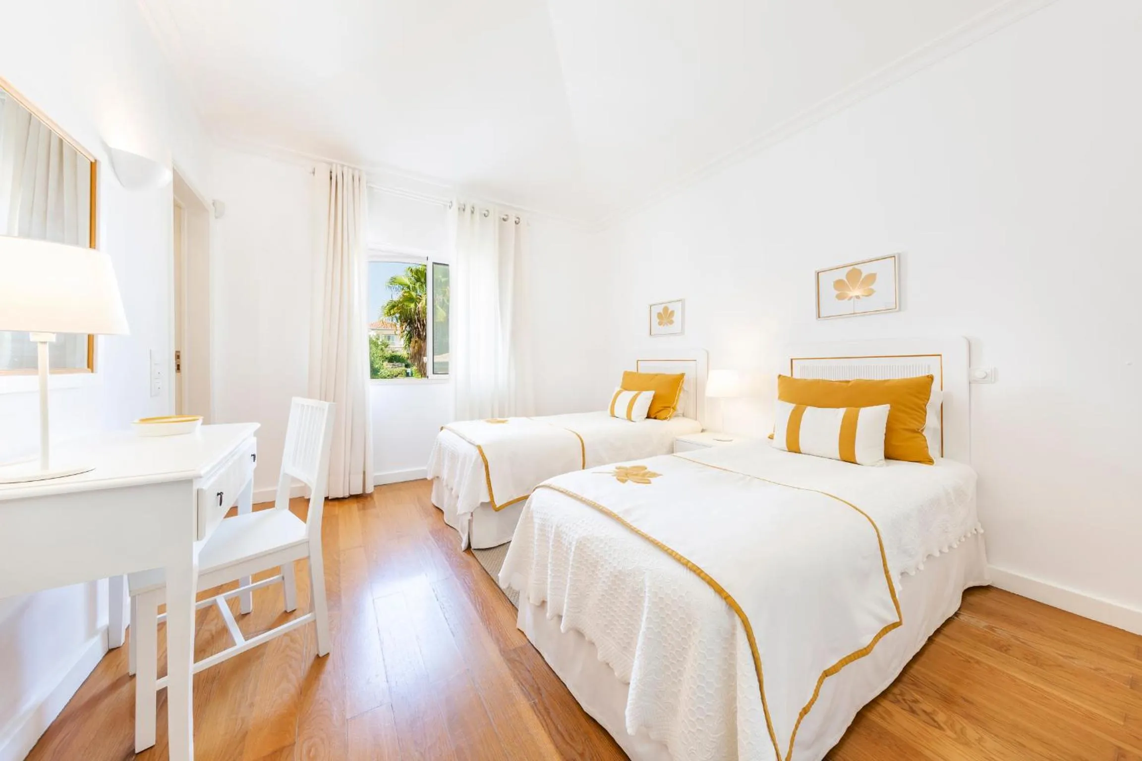 Bedroom, Bed in Encosta Do Lago Resort Club