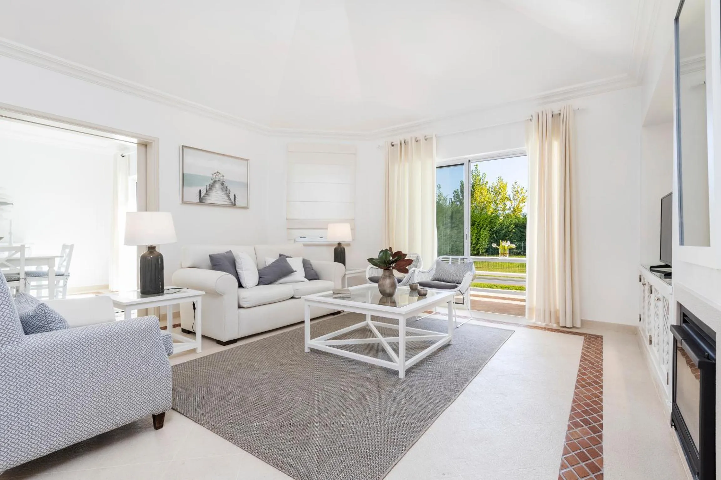 Living room in Encosta Do Lago Resort Club