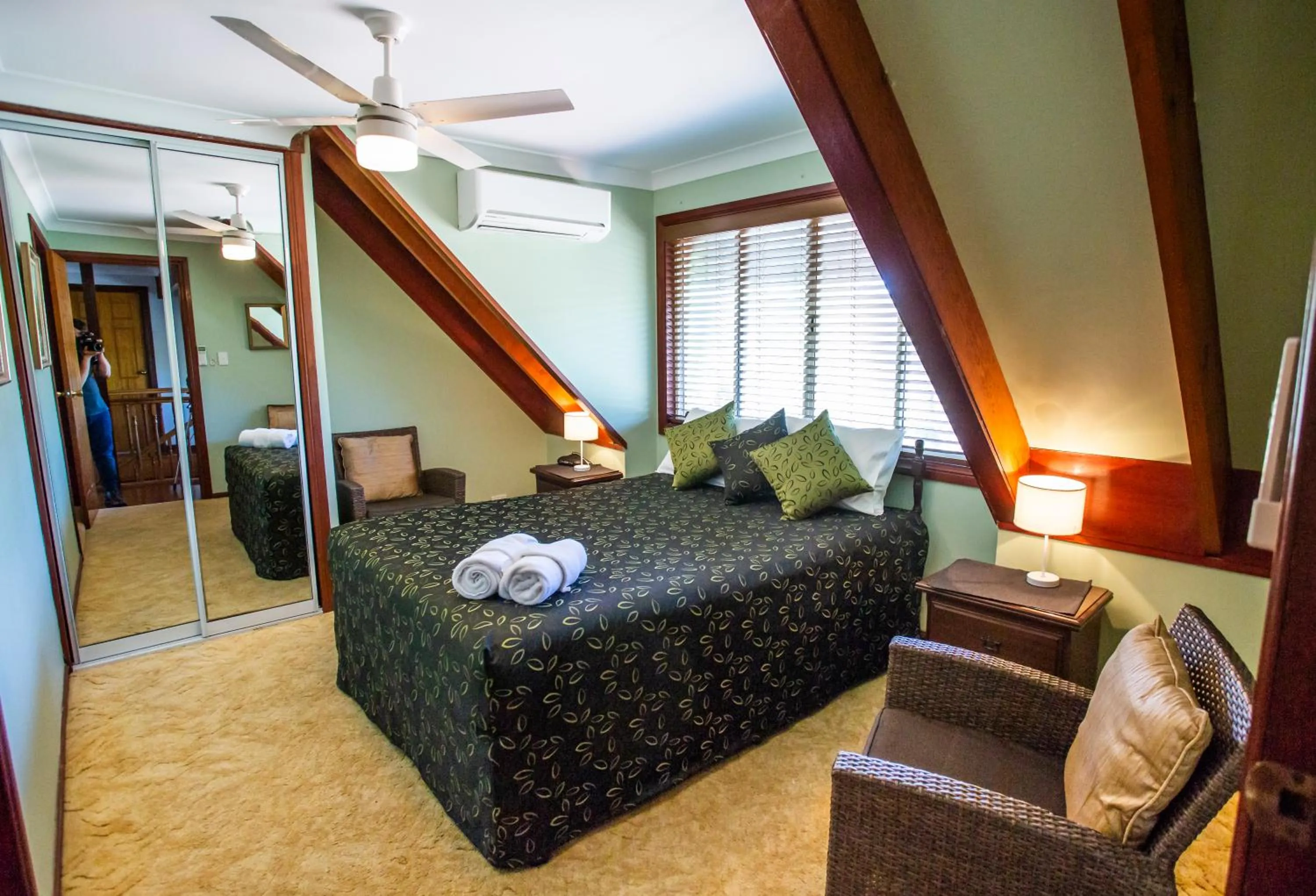 Photo of the whole room, Bed in Ainslie Manor Guest House