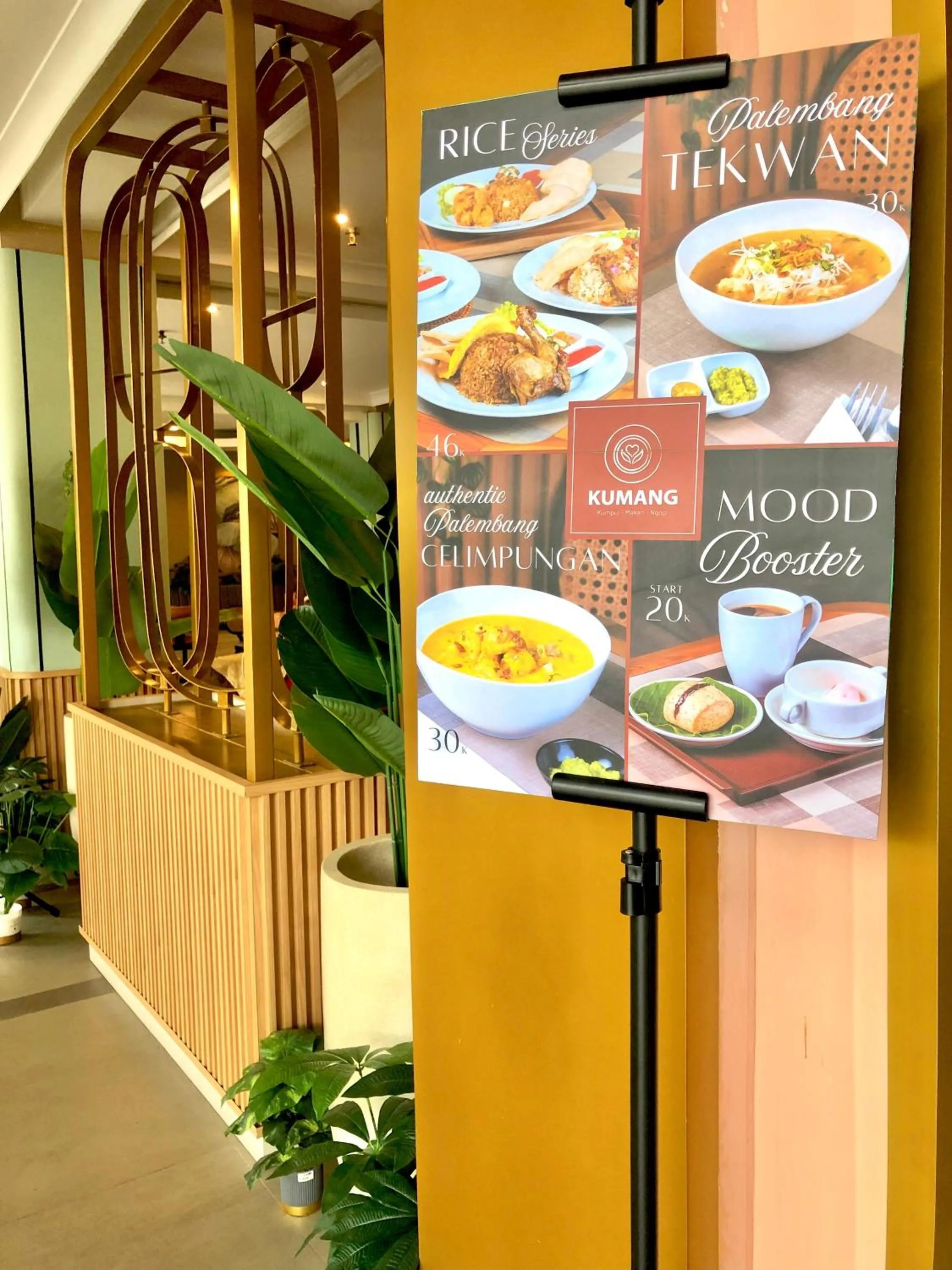 MaxOneHotels.com at Vivo Palembang