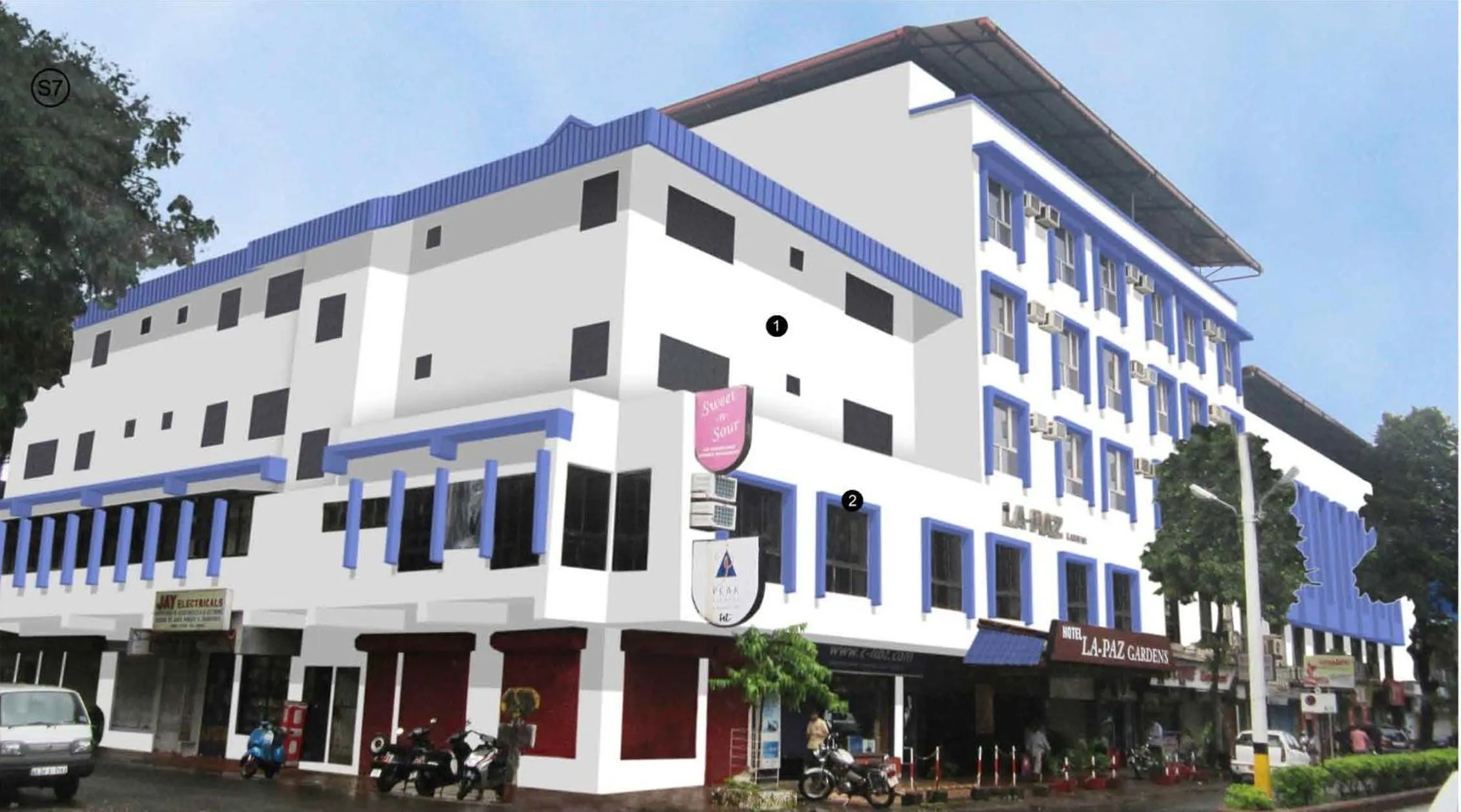 Facade/entrance in La-Paz Gardens Beacon Hotel - Vasco da Gama Goa