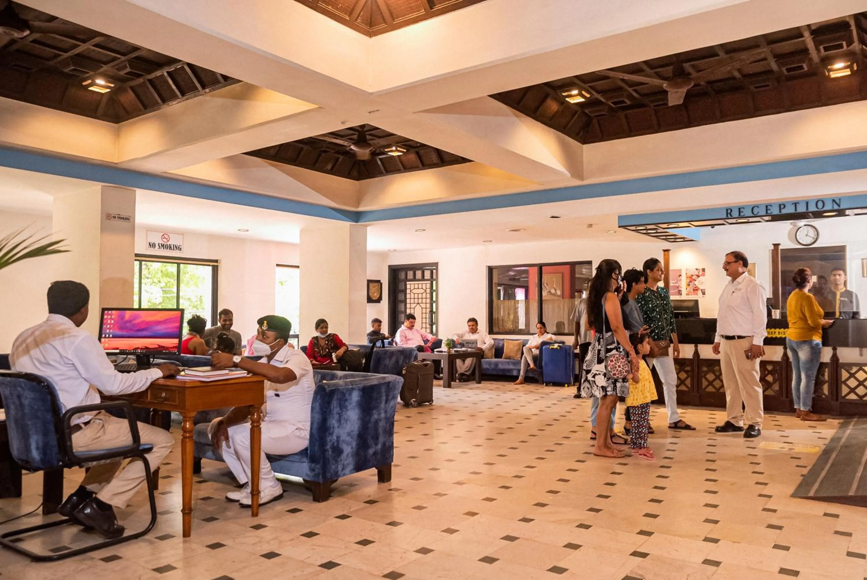 Lobby or reception in La-Paz Gardens Beacon Hotel - Vasco da Gama Goa