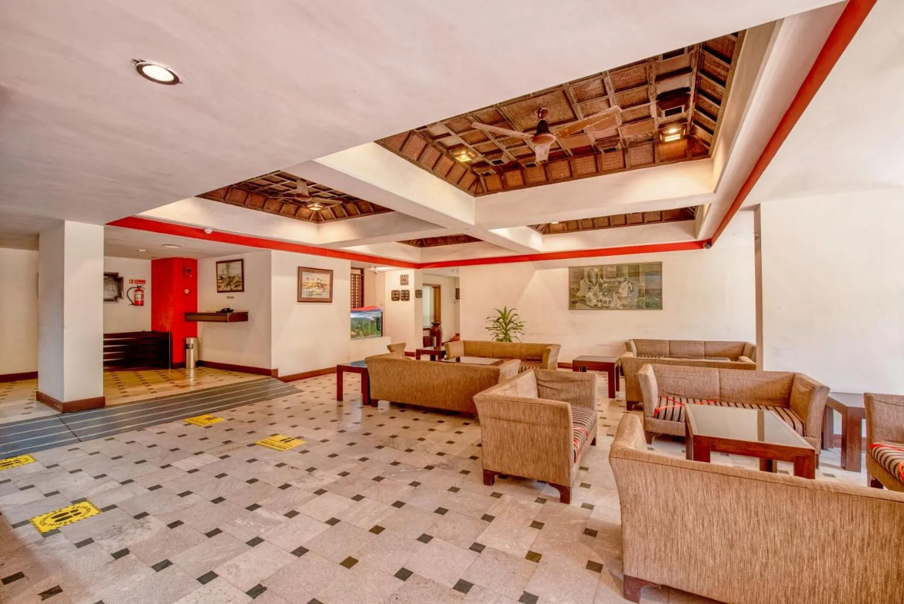 Lobby or reception in La-Paz Gardens Beacon Hotel - Vasco da Gama Goa