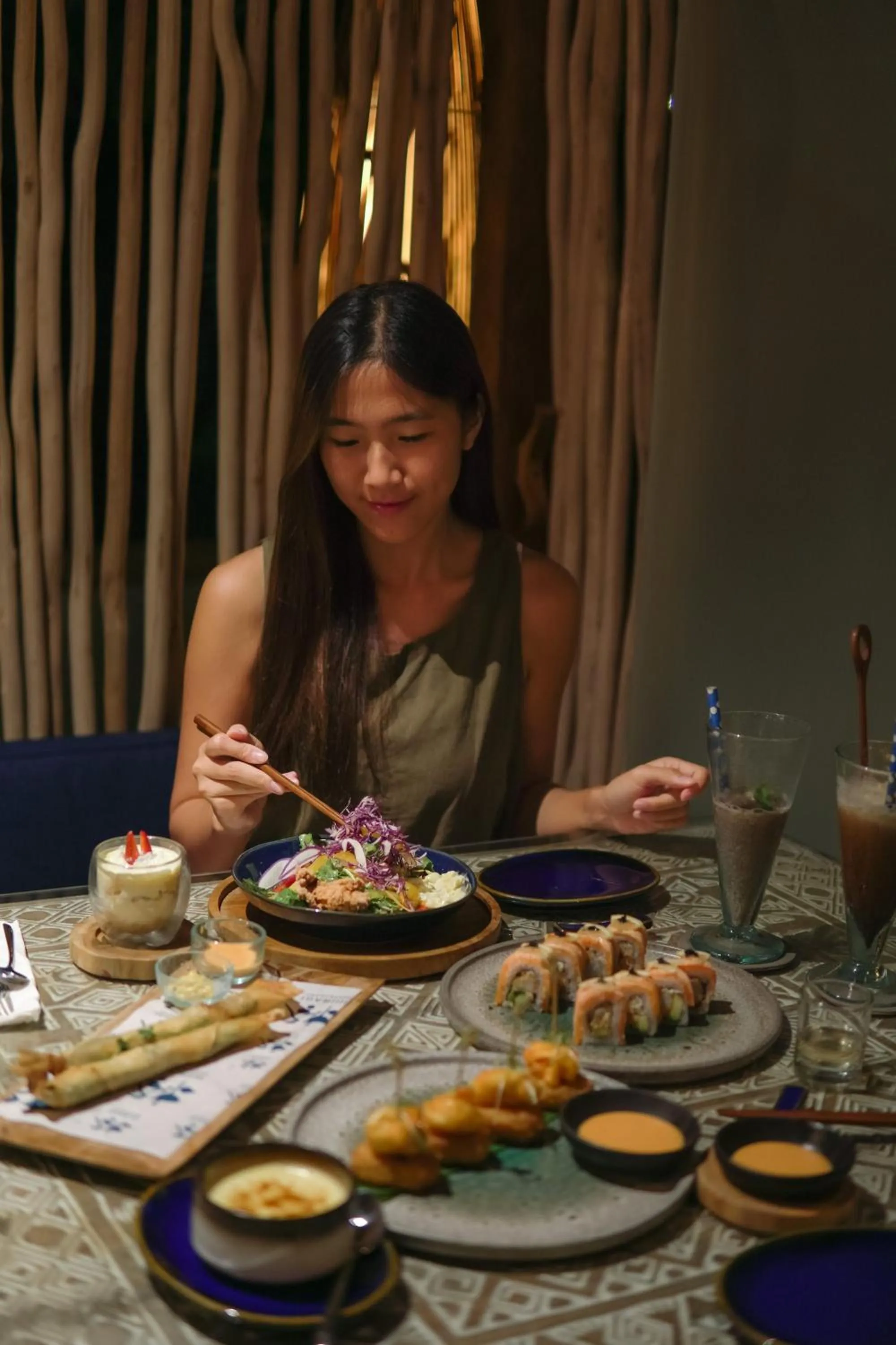 Restaurant/places to eat in Blue Karma Village