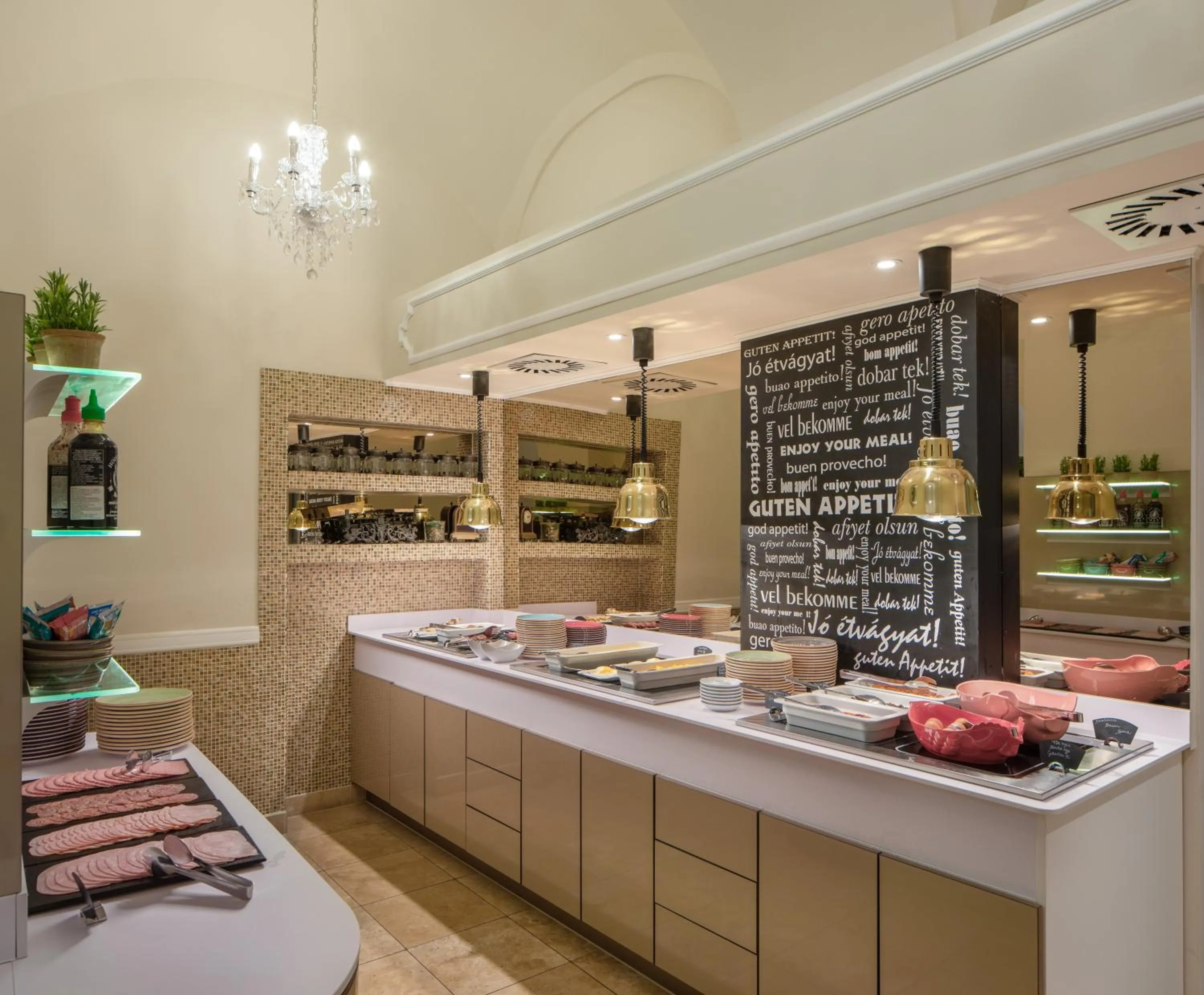 Food and drinks in Hotel Kristály Imperial