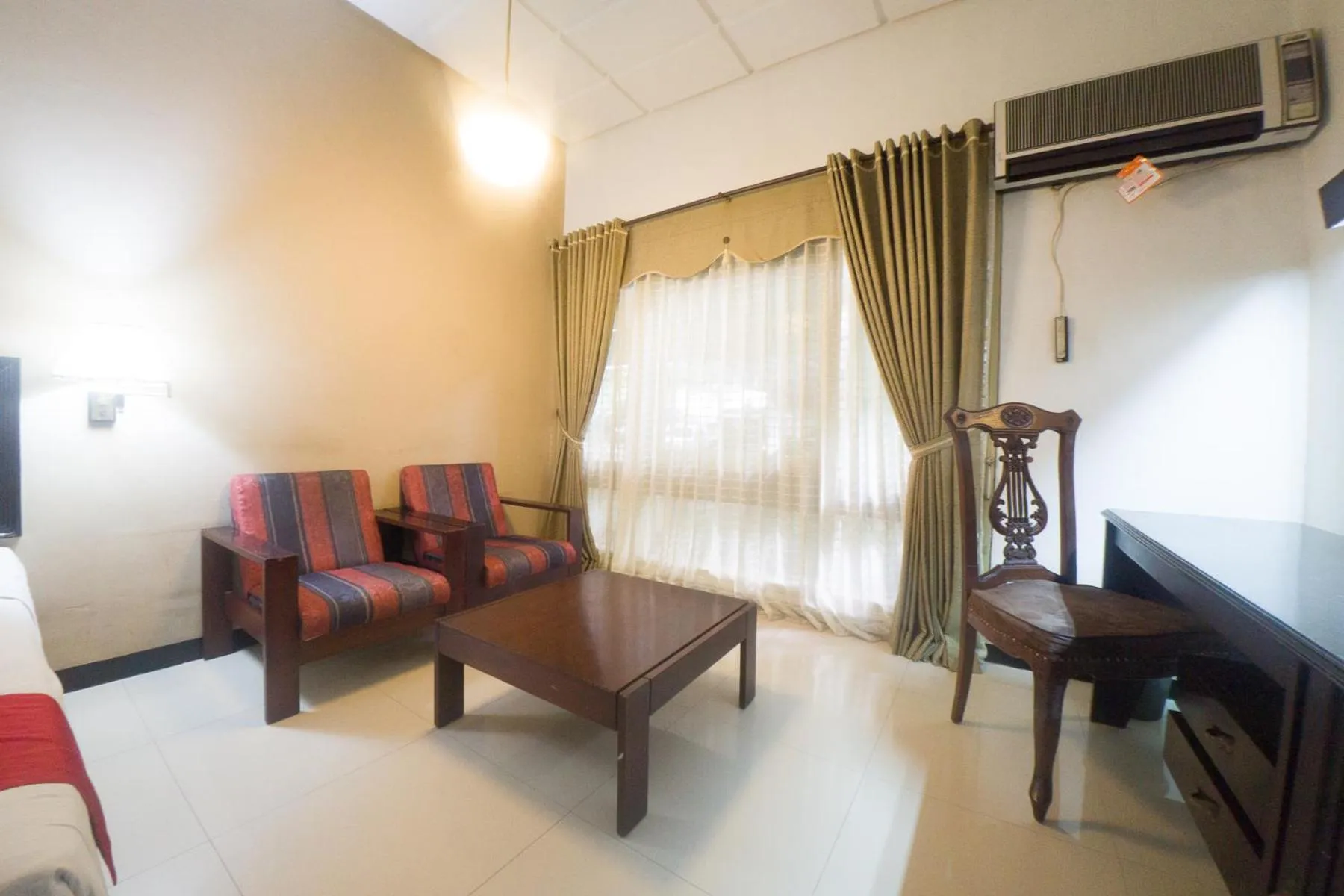 Bedroom in New Grand Park Hotel