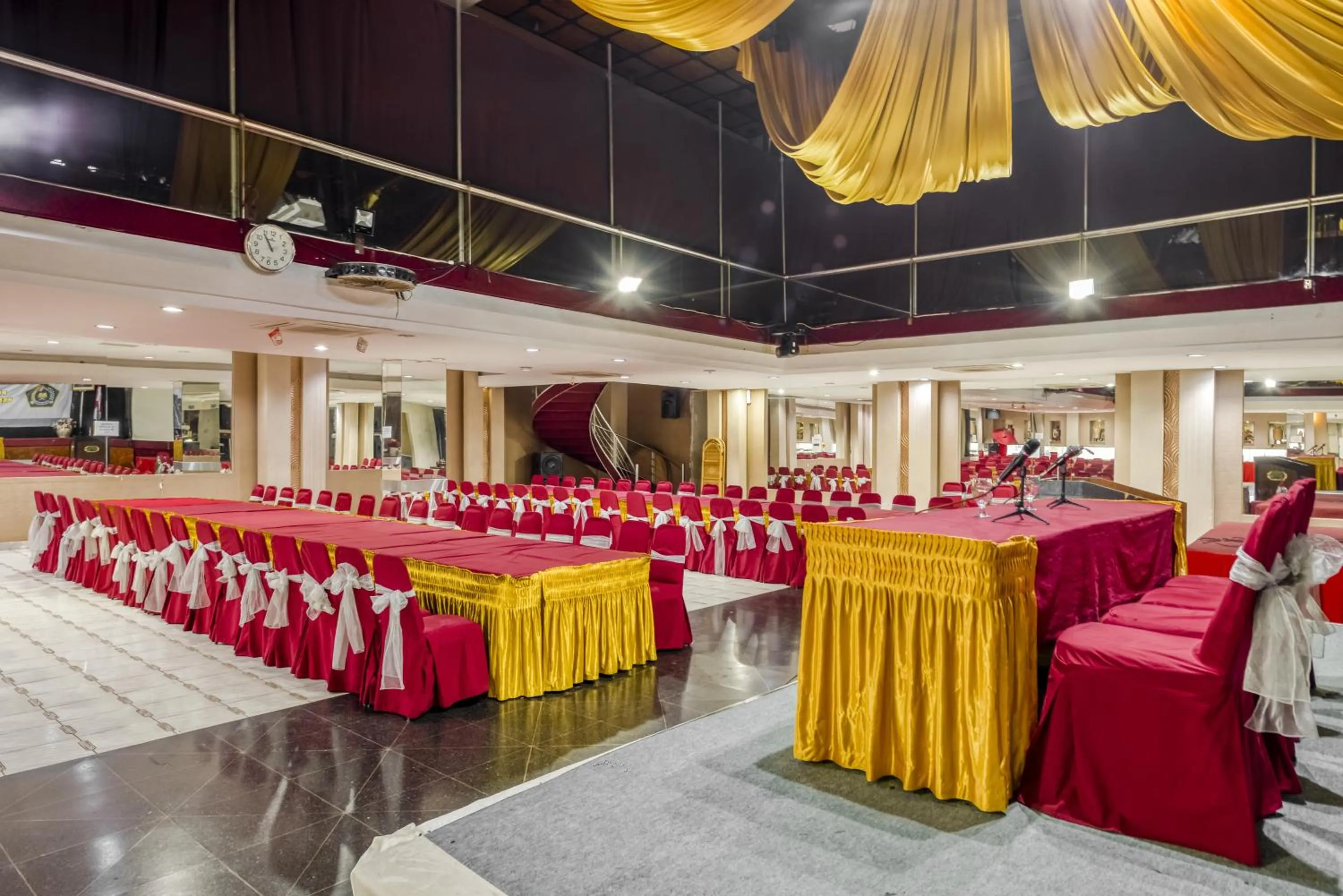 New Grand Park Hotel