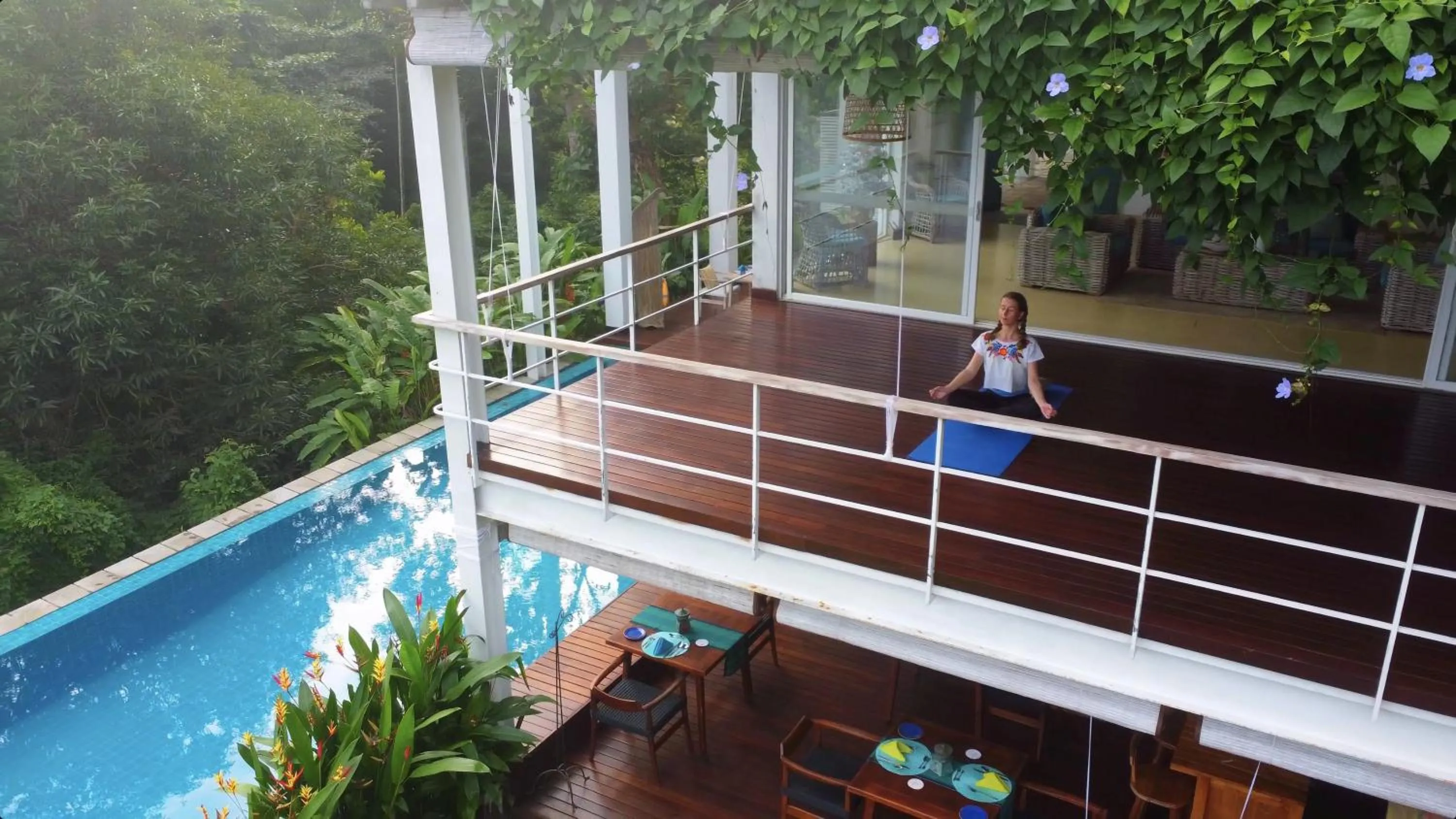 Natural landscape in 33 Lake Terrace