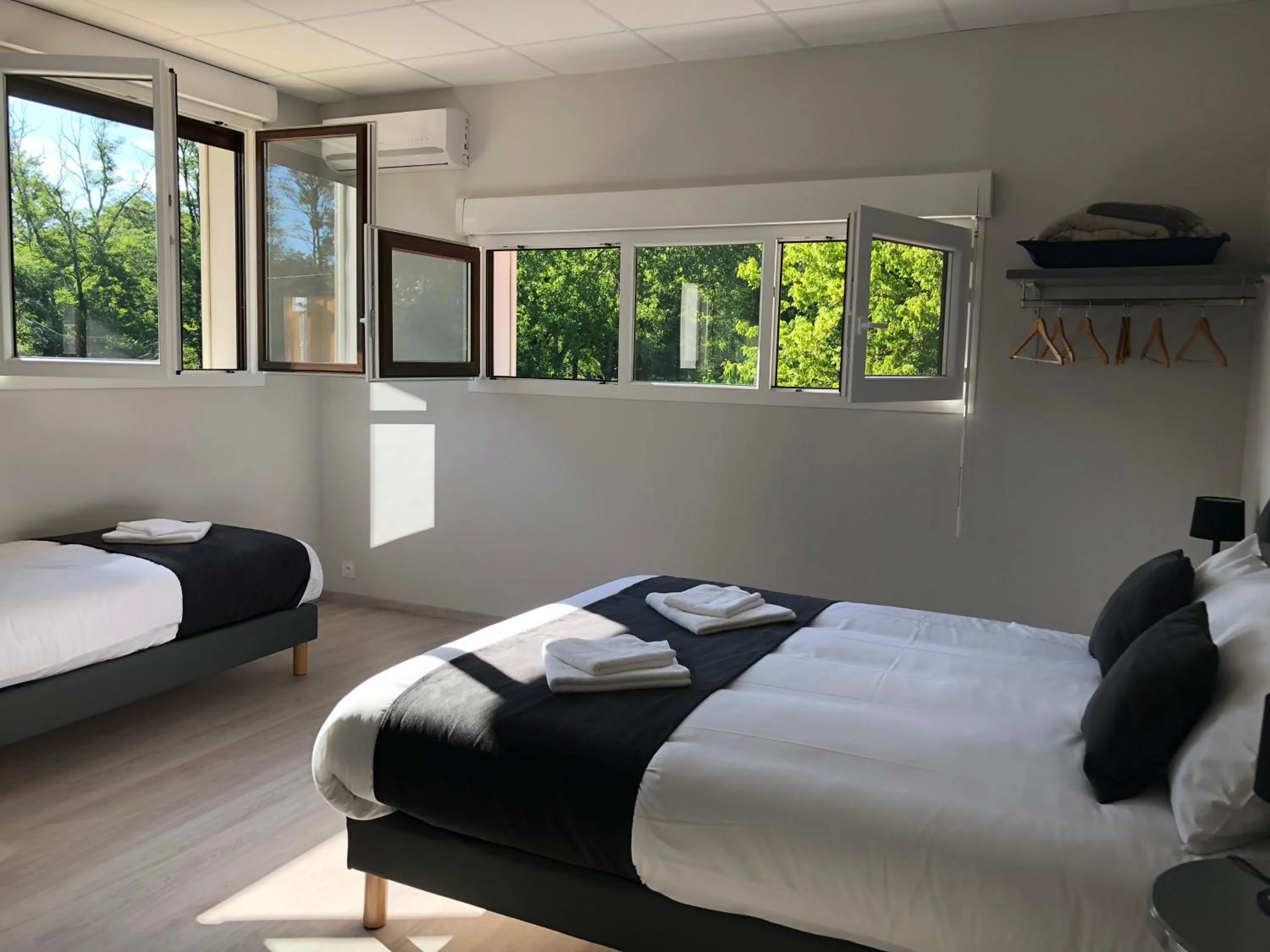 Bed in L’île aux Bateaux