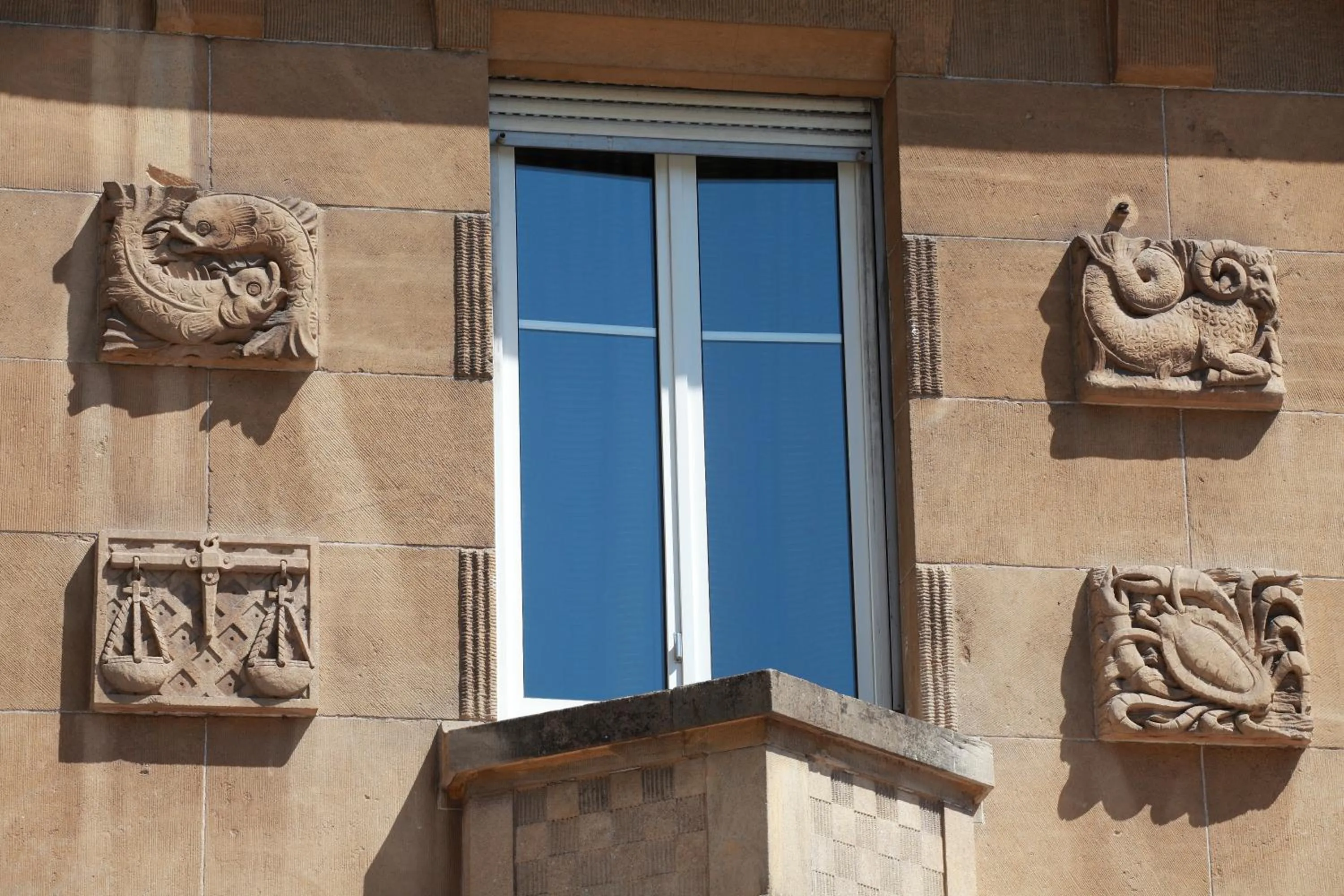 Facade/entrance in Hôtel Alerion Centre Gare
