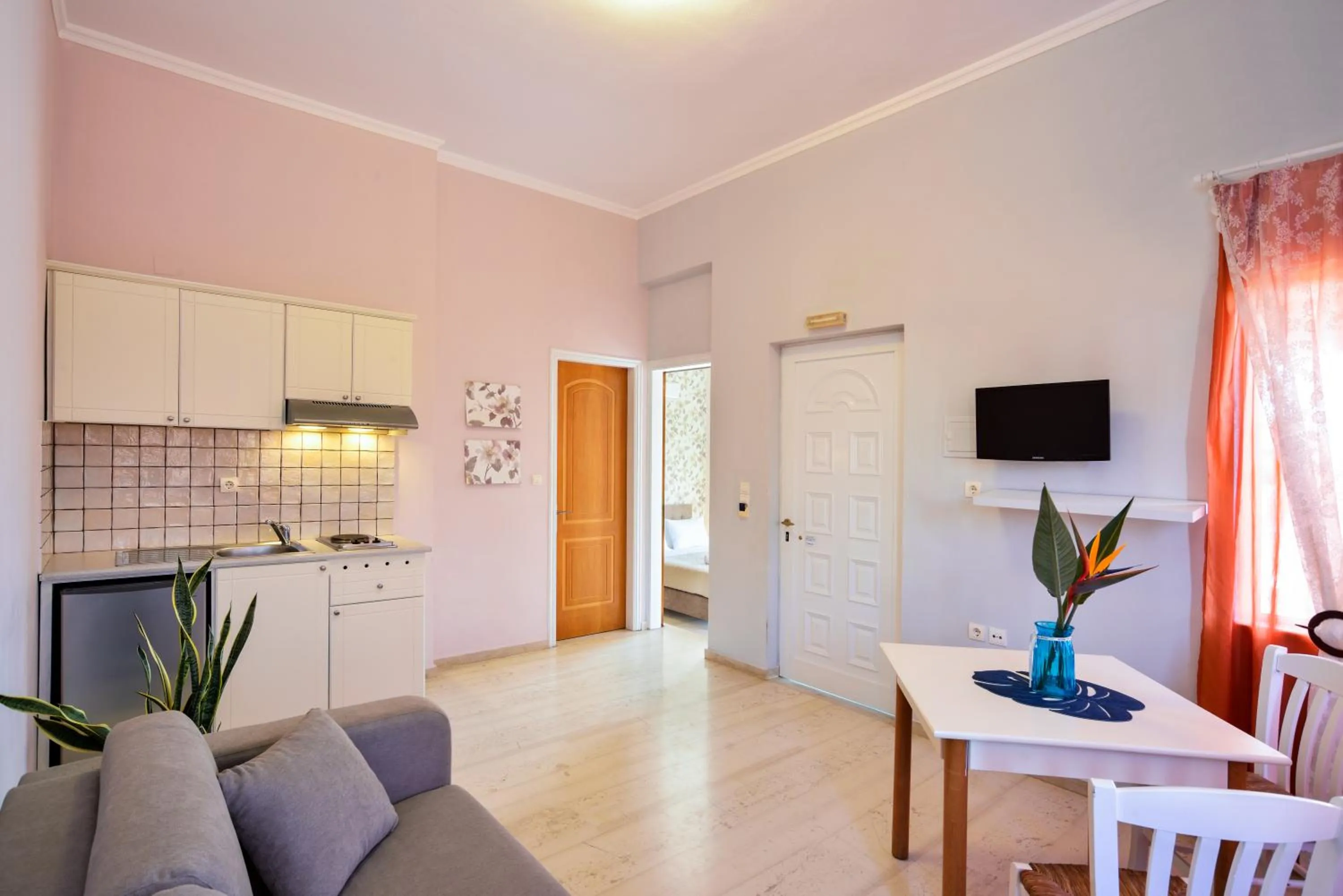 Kitchen or kitchenette in Poseidon Apartments