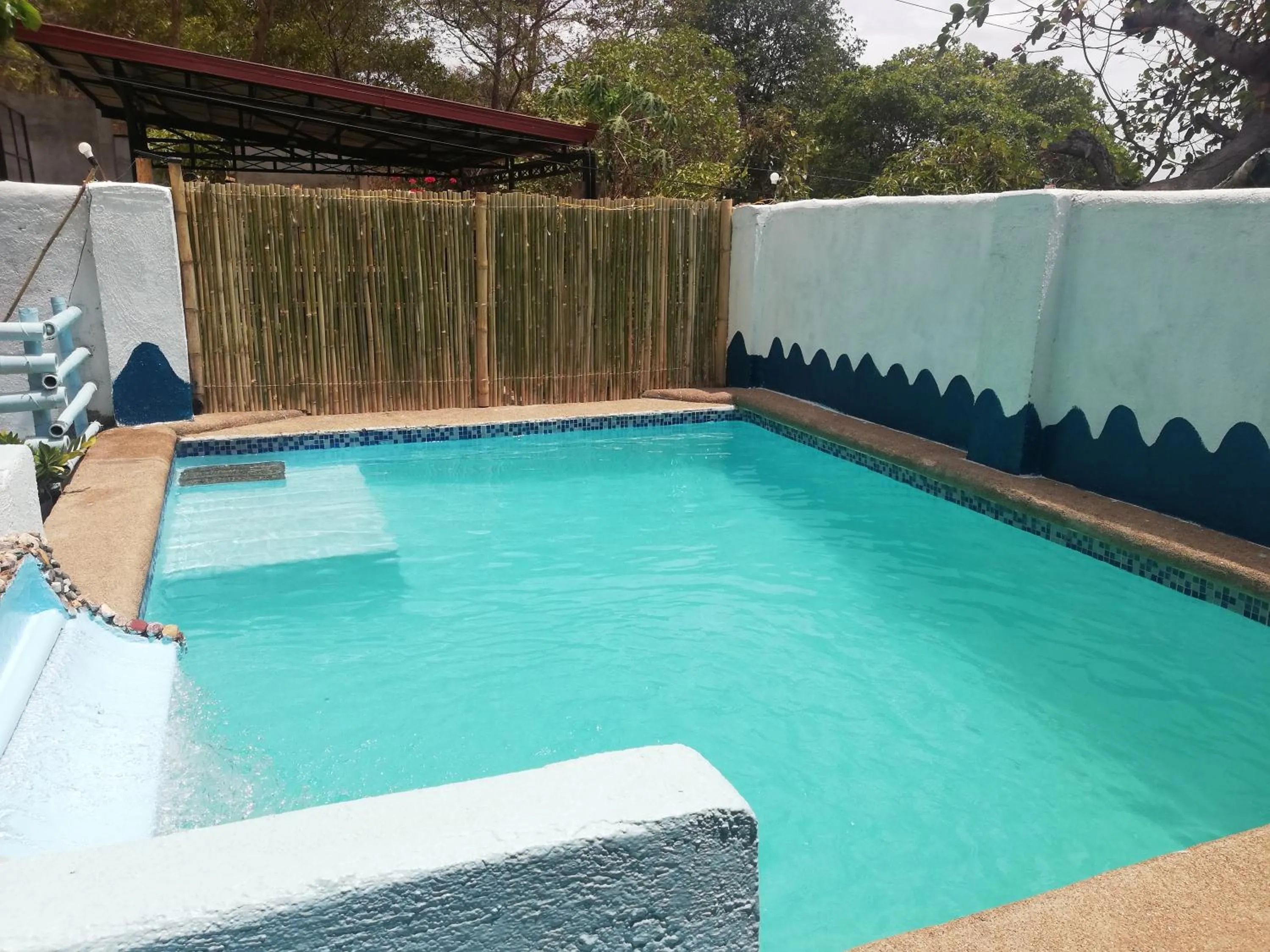 Swimming pool in Casa Montemar Heights