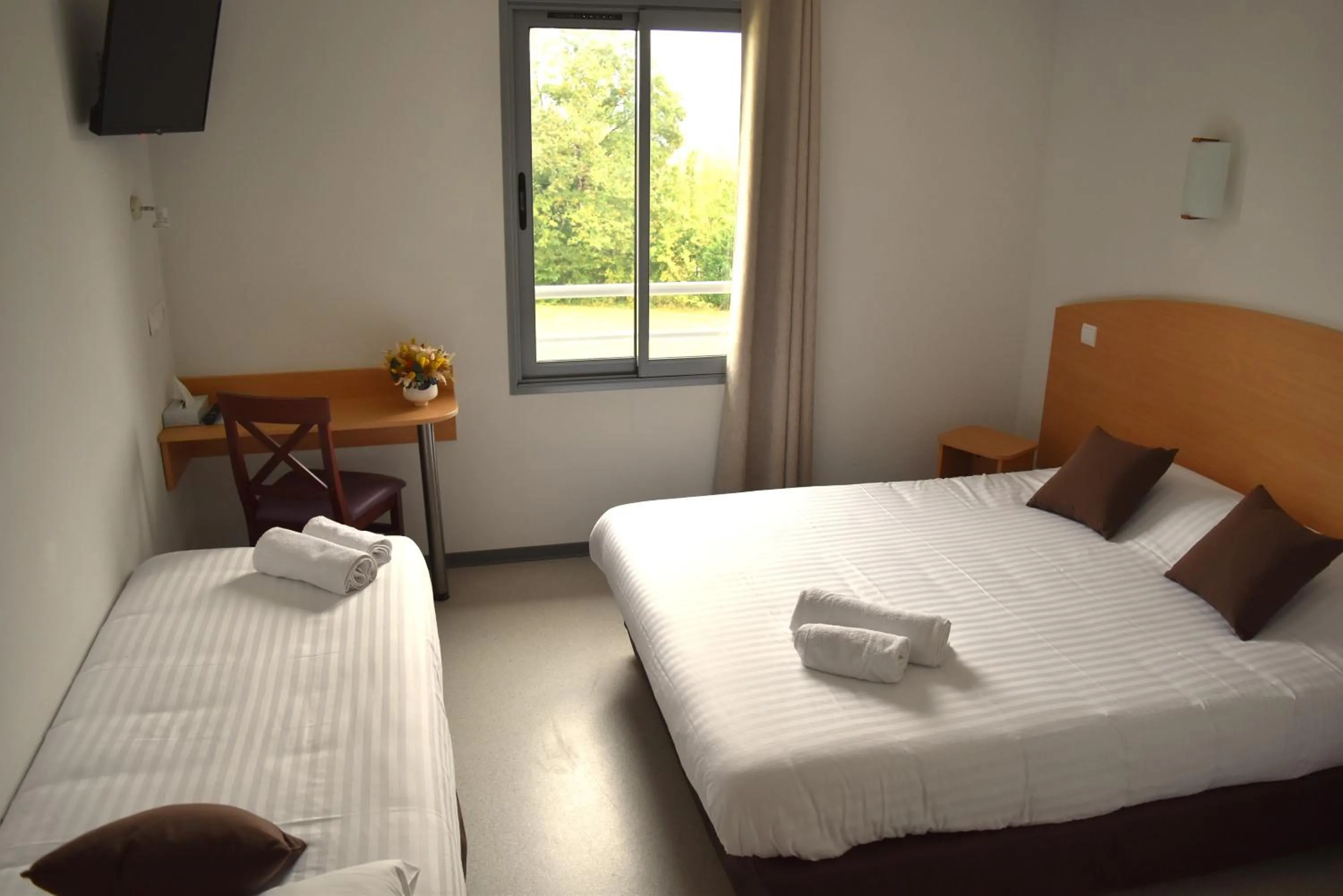 Photo of the whole room, Bed in Au Périgord Noir