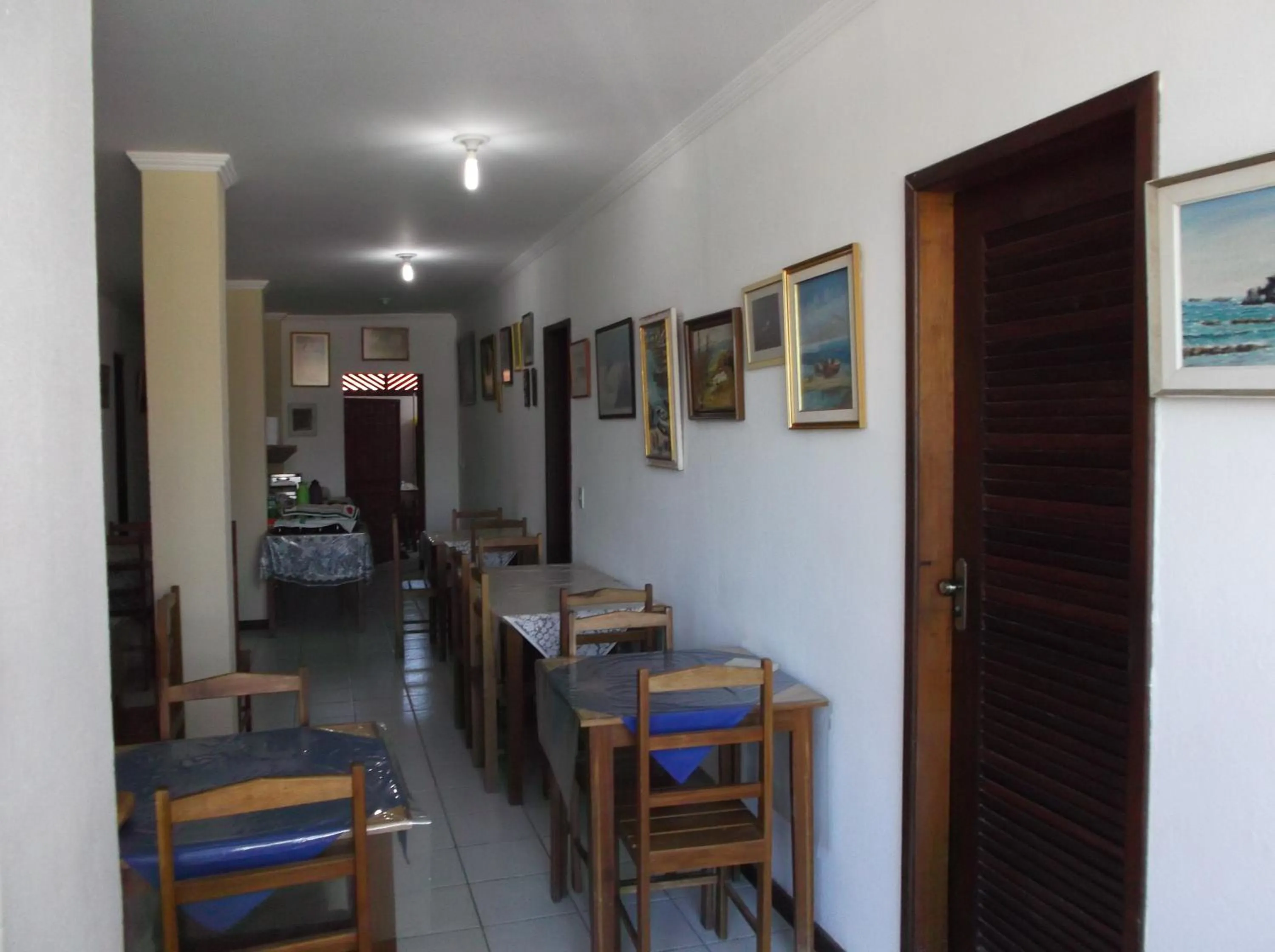 Restaurant/places to eat in Pousada Tia Helena