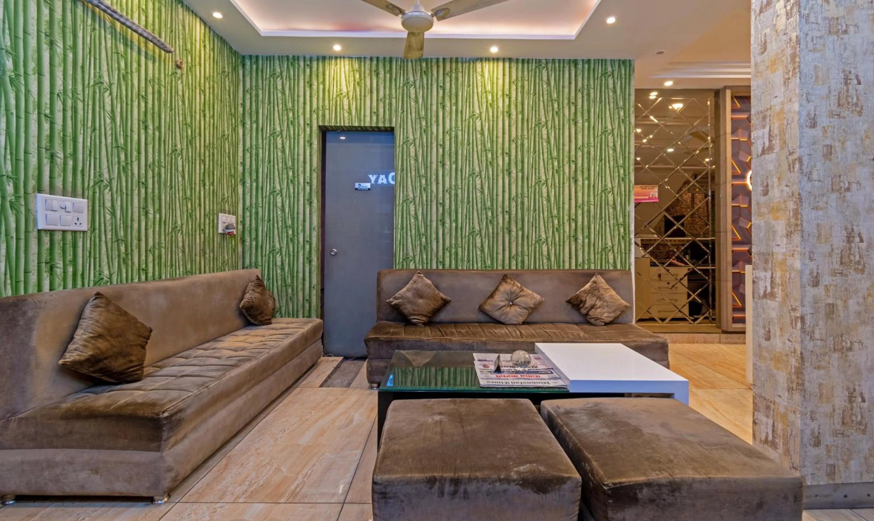 Seating area in Itsy Hotels P Grand