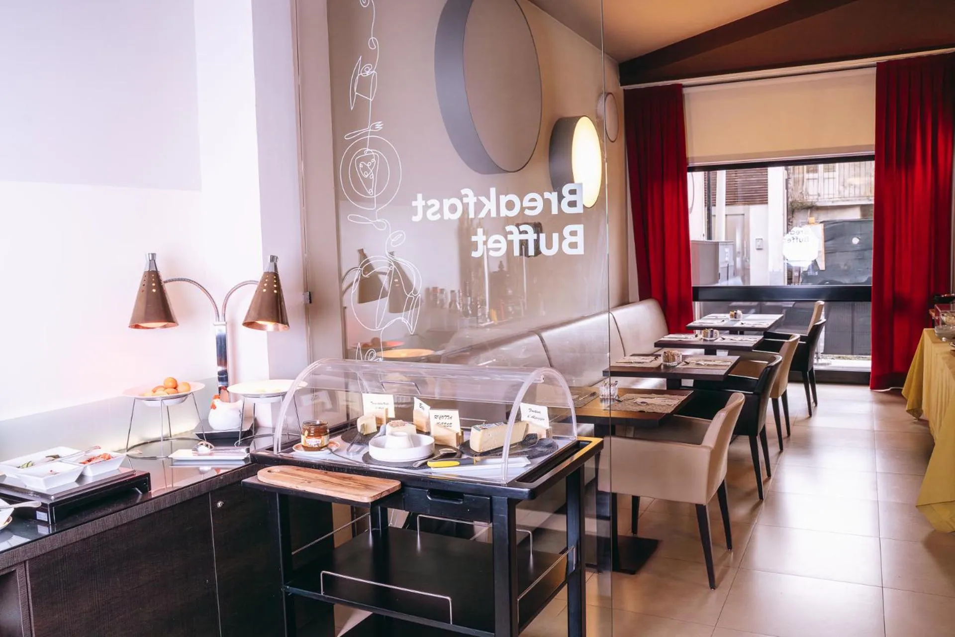 Breakfast in HB Aosta Hotel & Balcony SPA